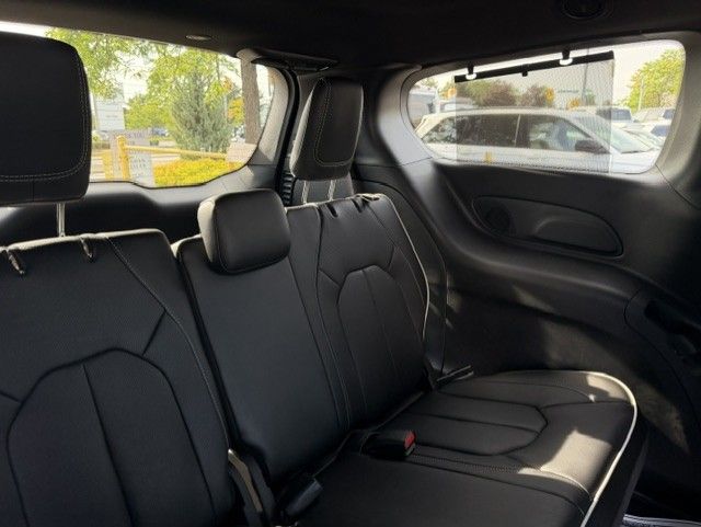 2027 Chrysler Pacifica