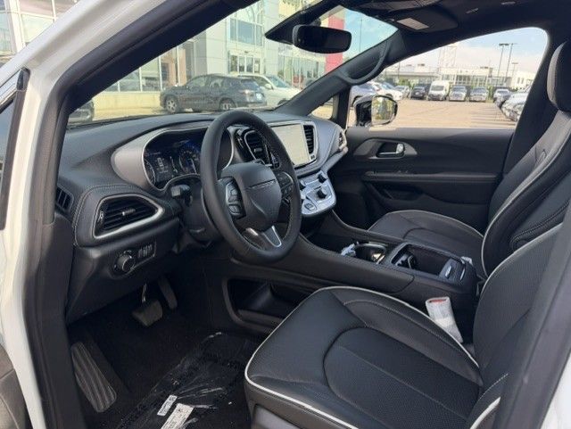 2027 Chrysler Pacifica