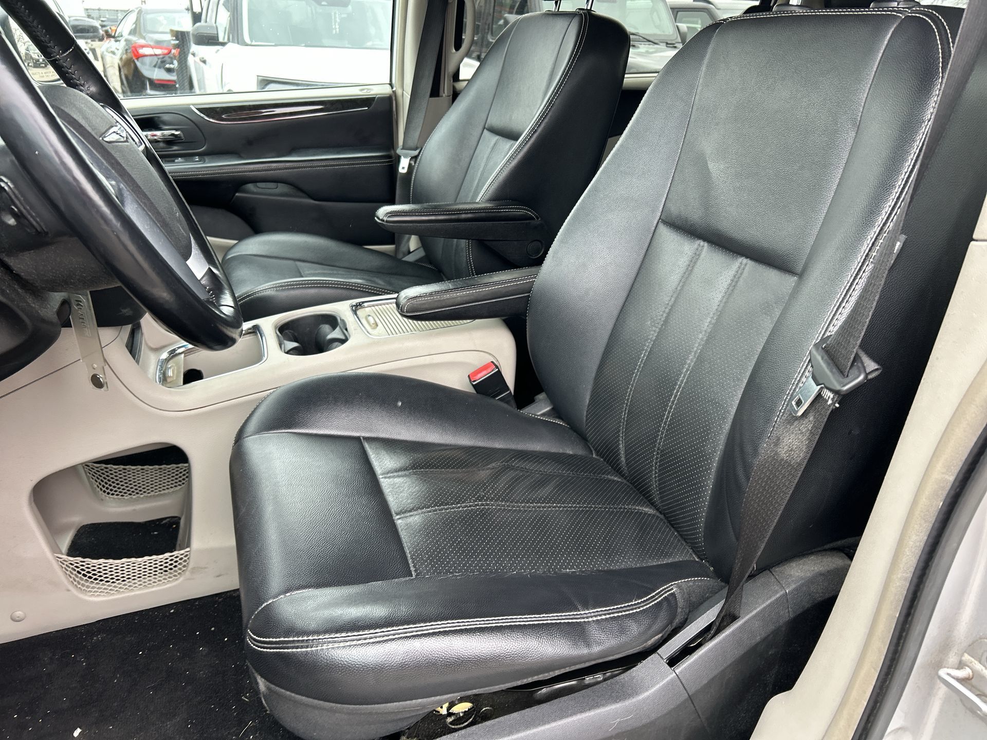 2012 Chrysler Town and Country