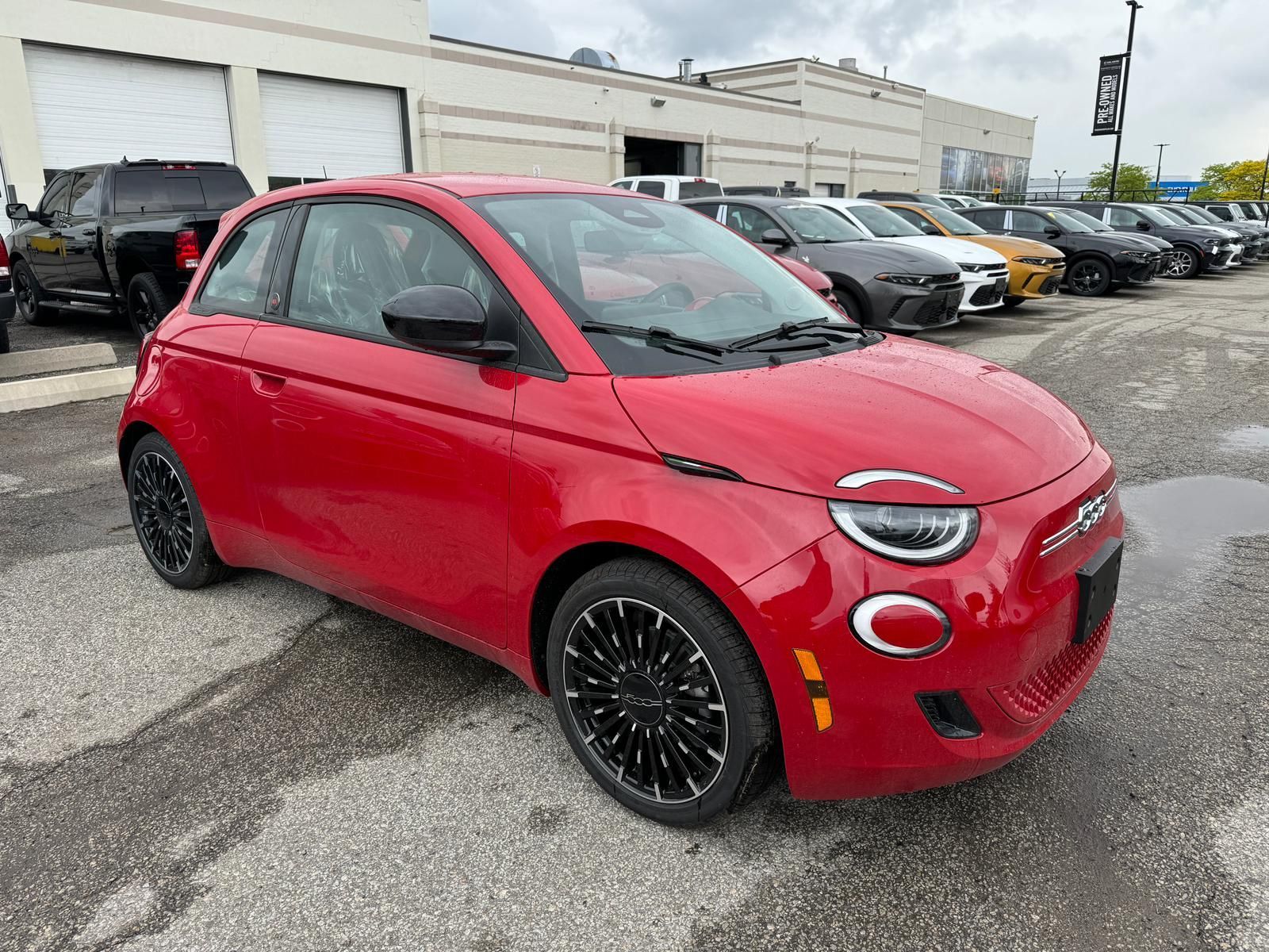 2025 Fiat 500e BEV in Woodbridge, Ontario