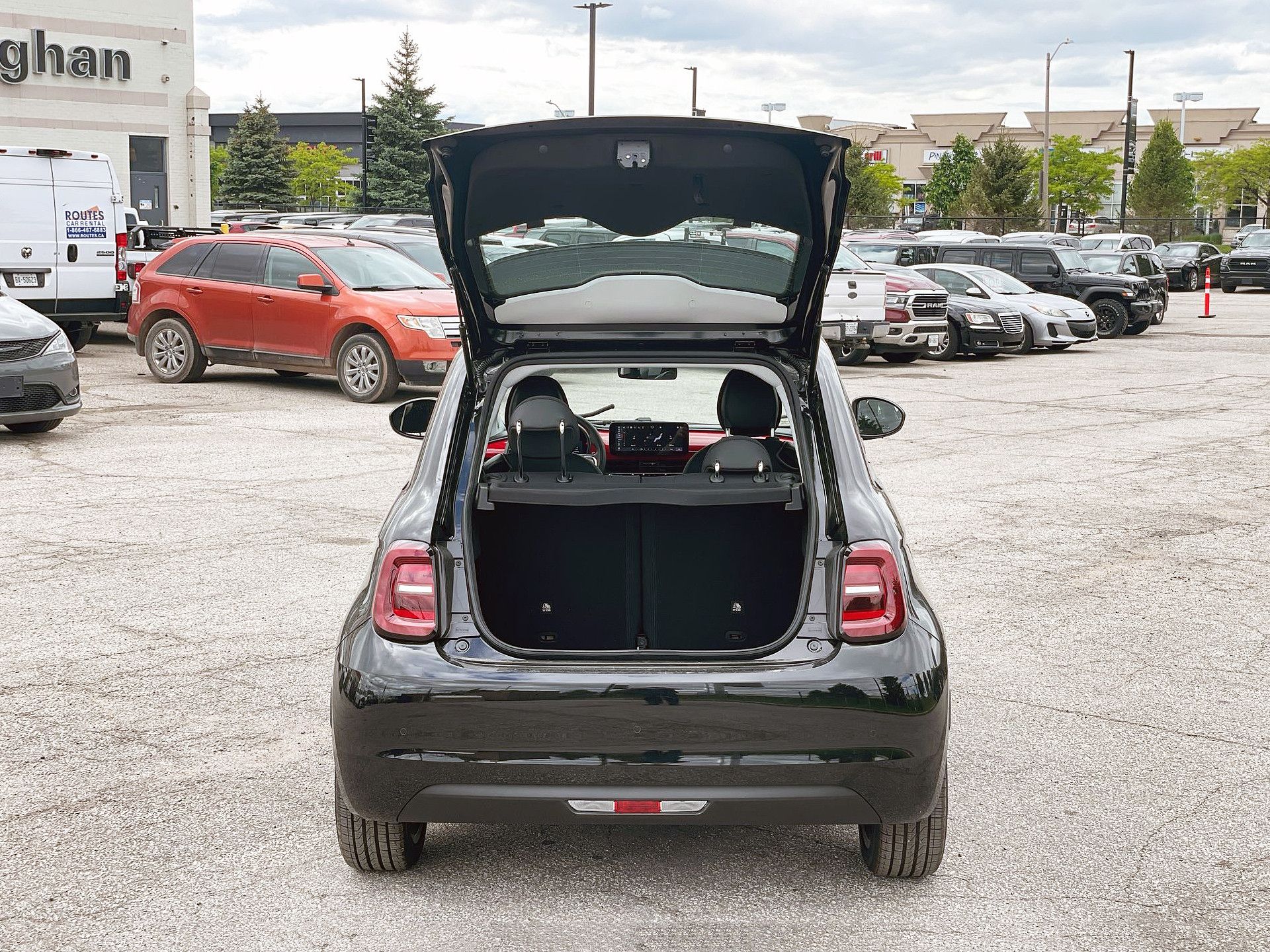 2025 Fiat 500e in Woodbridge, Ontario