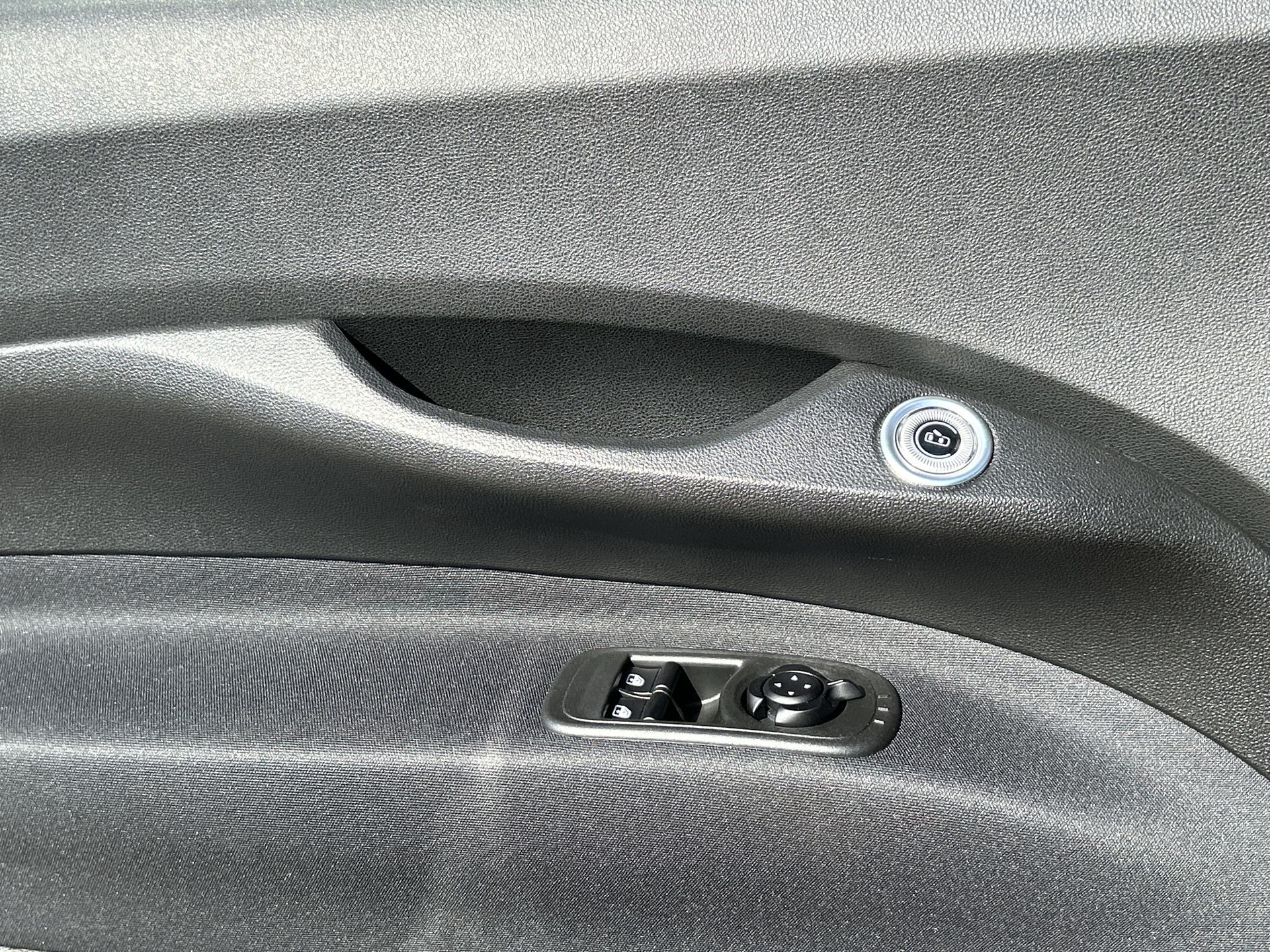 2025 Fiat 500e in Woodbridge, Ontario