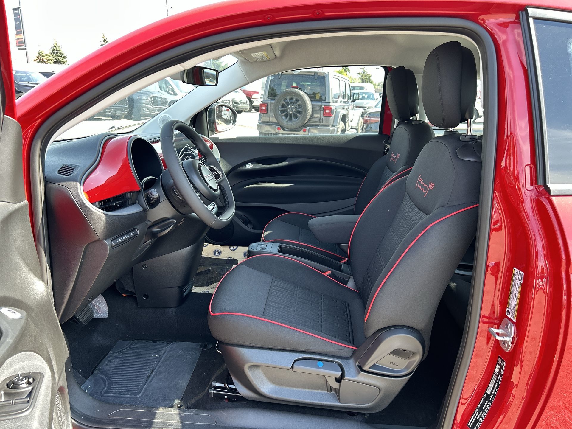 2025 Fiat 500e in Woodbridge, Ontario