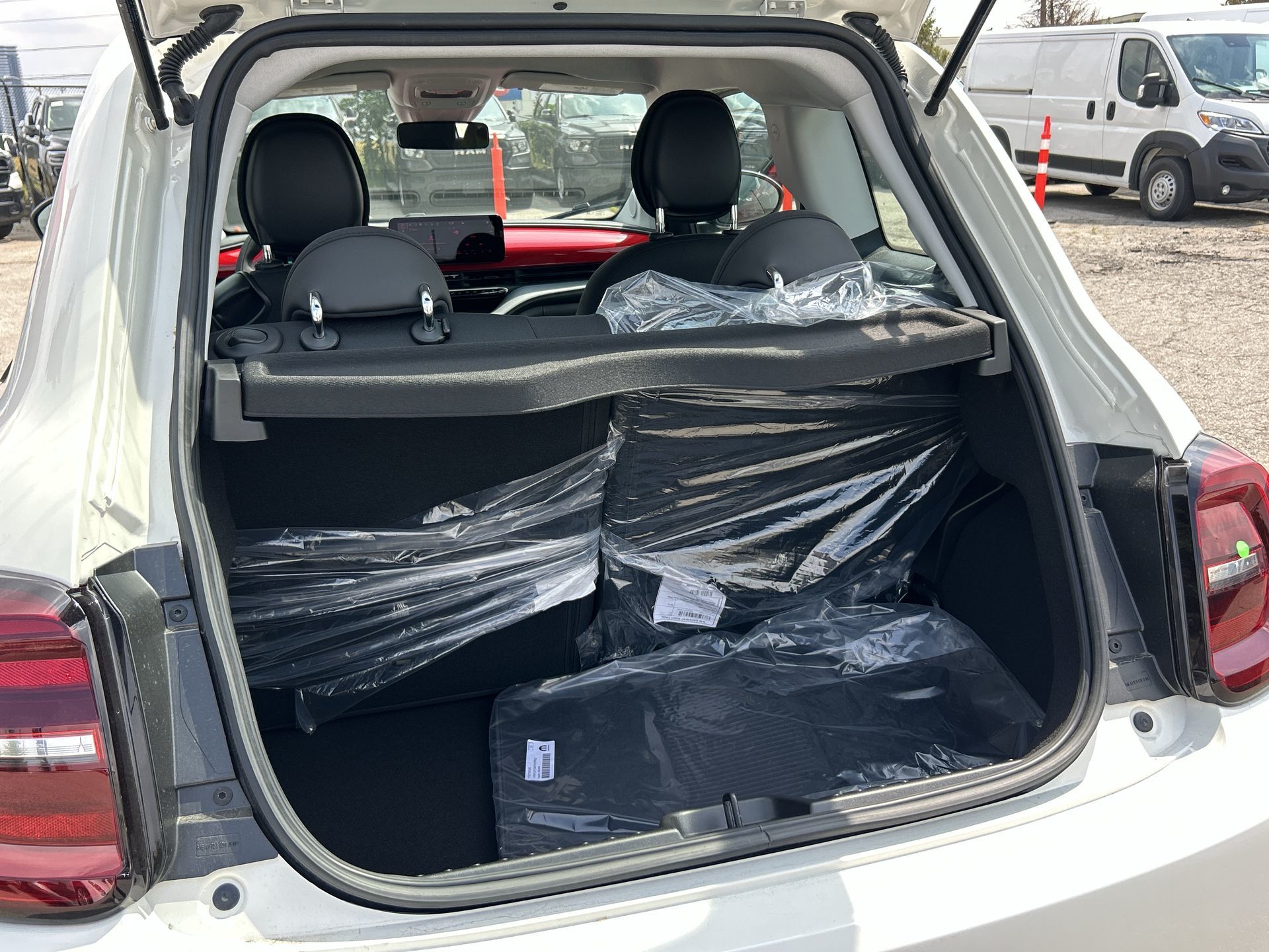 2025 Fiat 500e in Woodbridge, Ontario