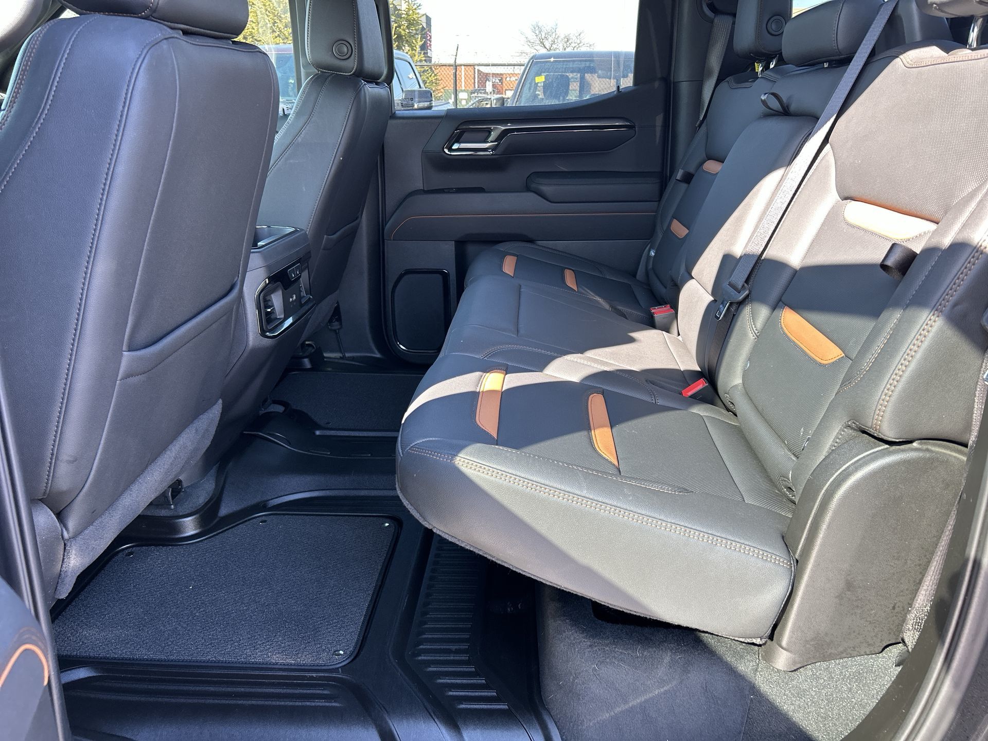 2025 GMC Sierra 1500 in Woodbridge, Ontario