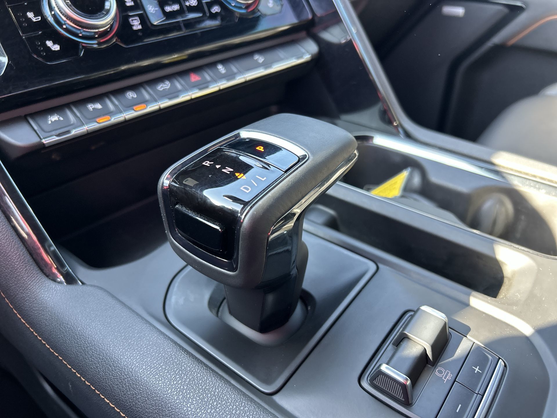 2025 GMC Sierra 1500 in Woodbridge, Ontario