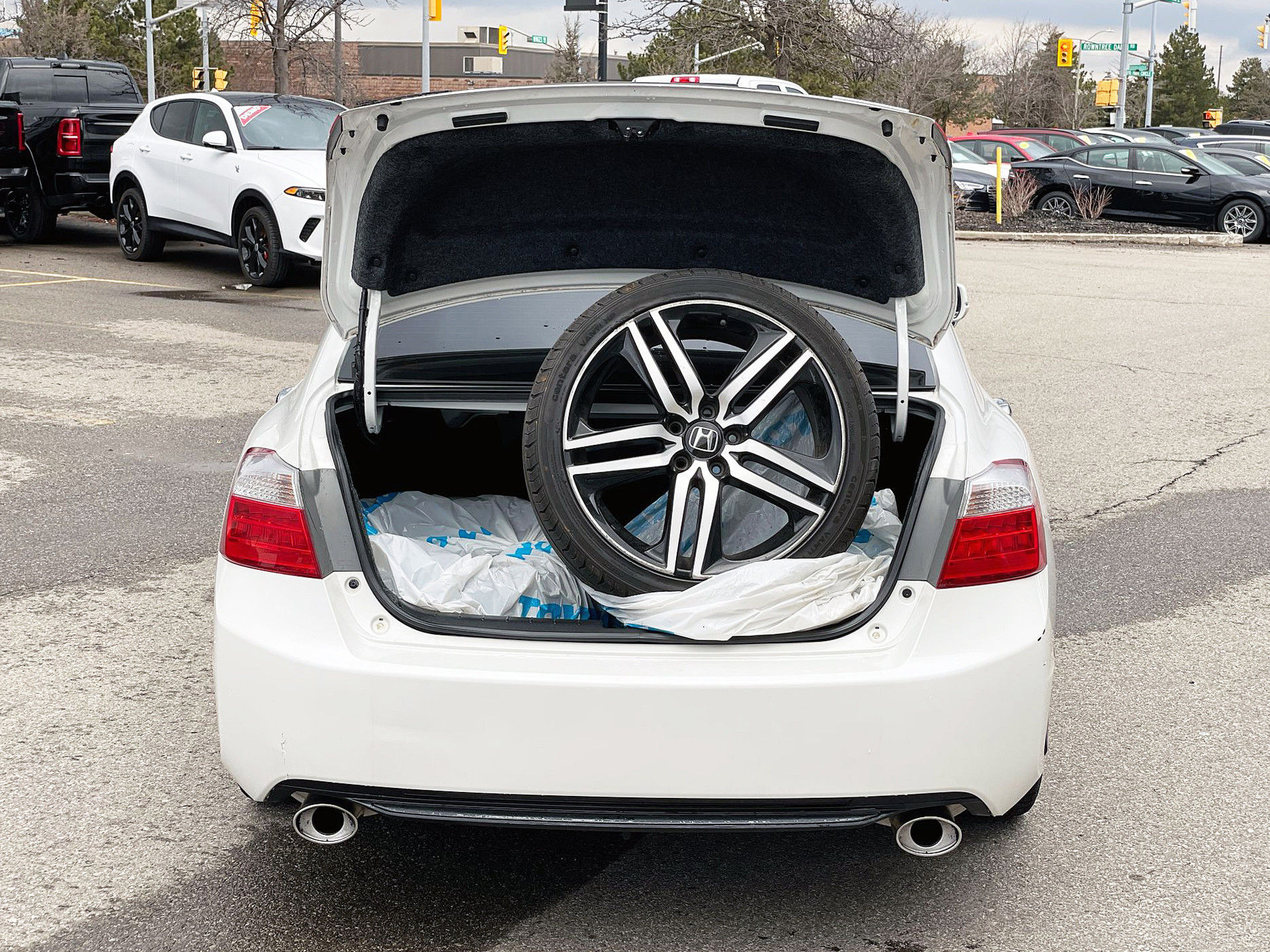 2014 Honda Accord Hybrid in Woodbridge, Ontario