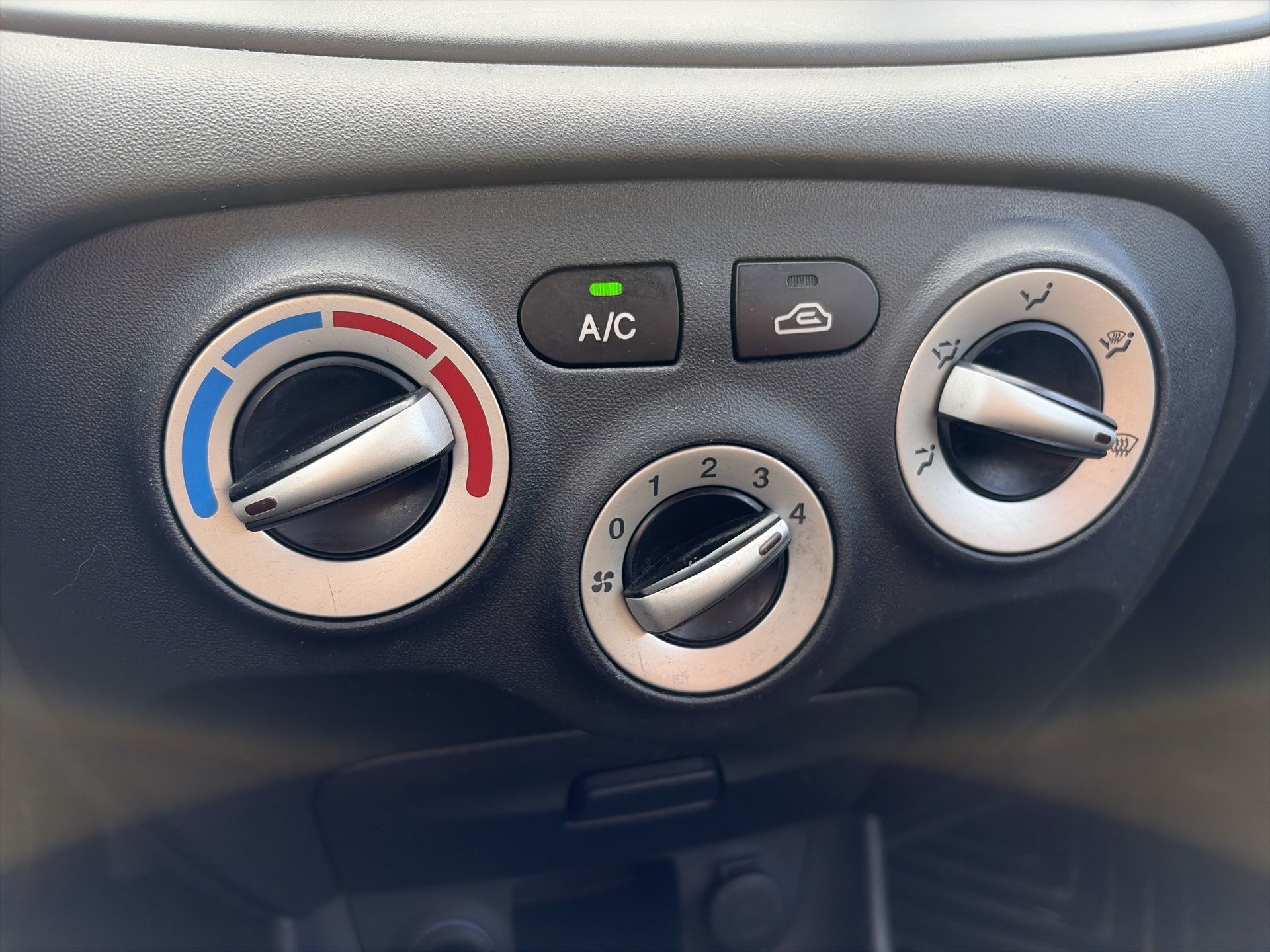 2010 Hyundai Accent