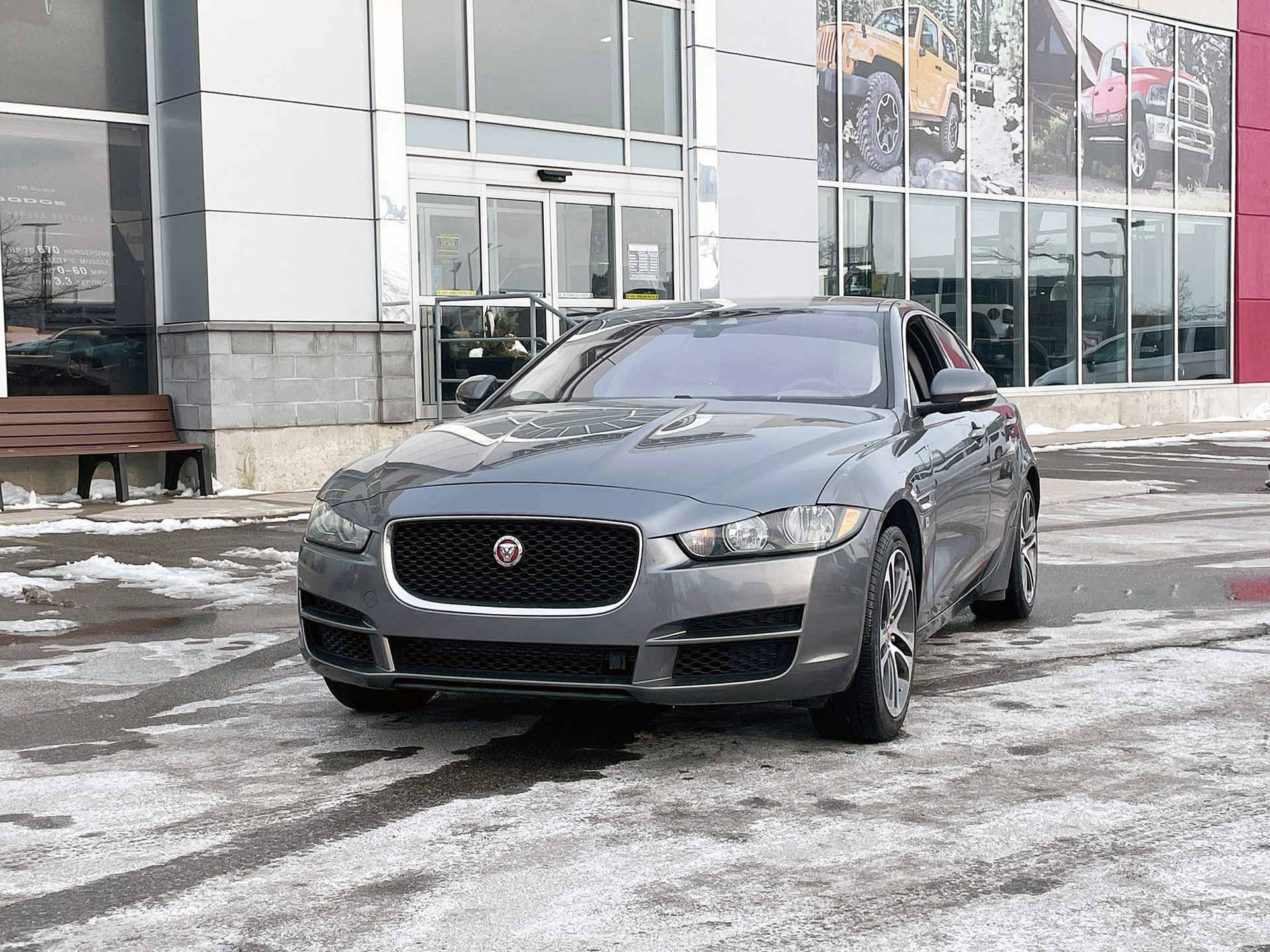Jaguar XE  2017 à Woodbridge, Ontario