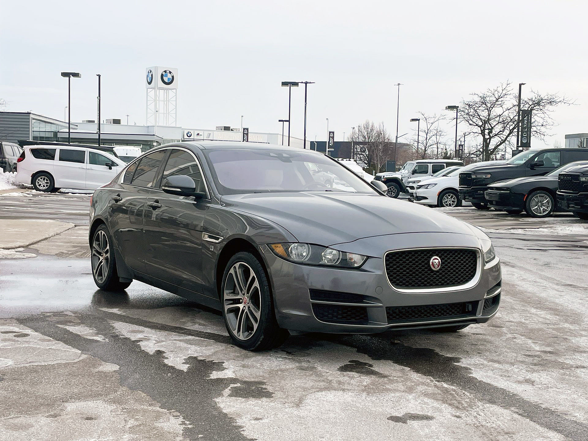 Jaguar XE  2017 à Woodbridge, Ontario