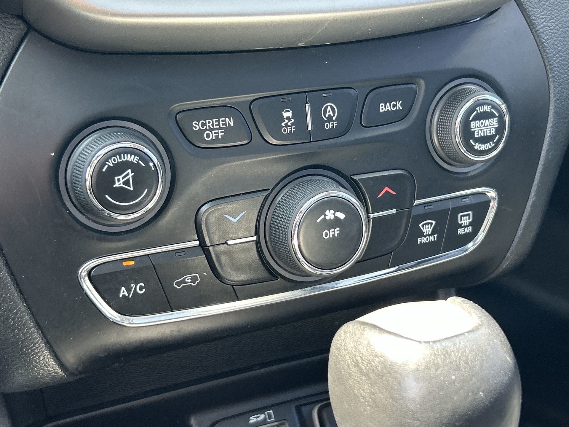 2015 Jeep Cherokee in Woodbridge, Ontario