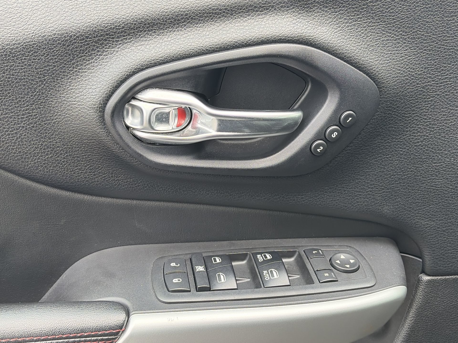 2018 Jeep Cherokee