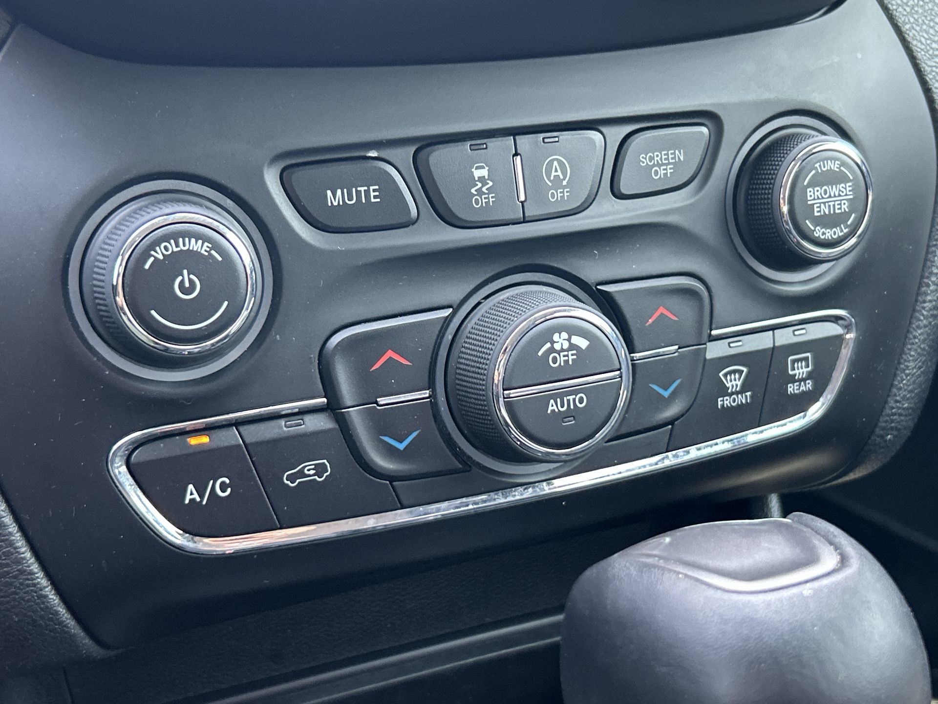 2019 Jeep Cherokee in Woodbridge, Ontario