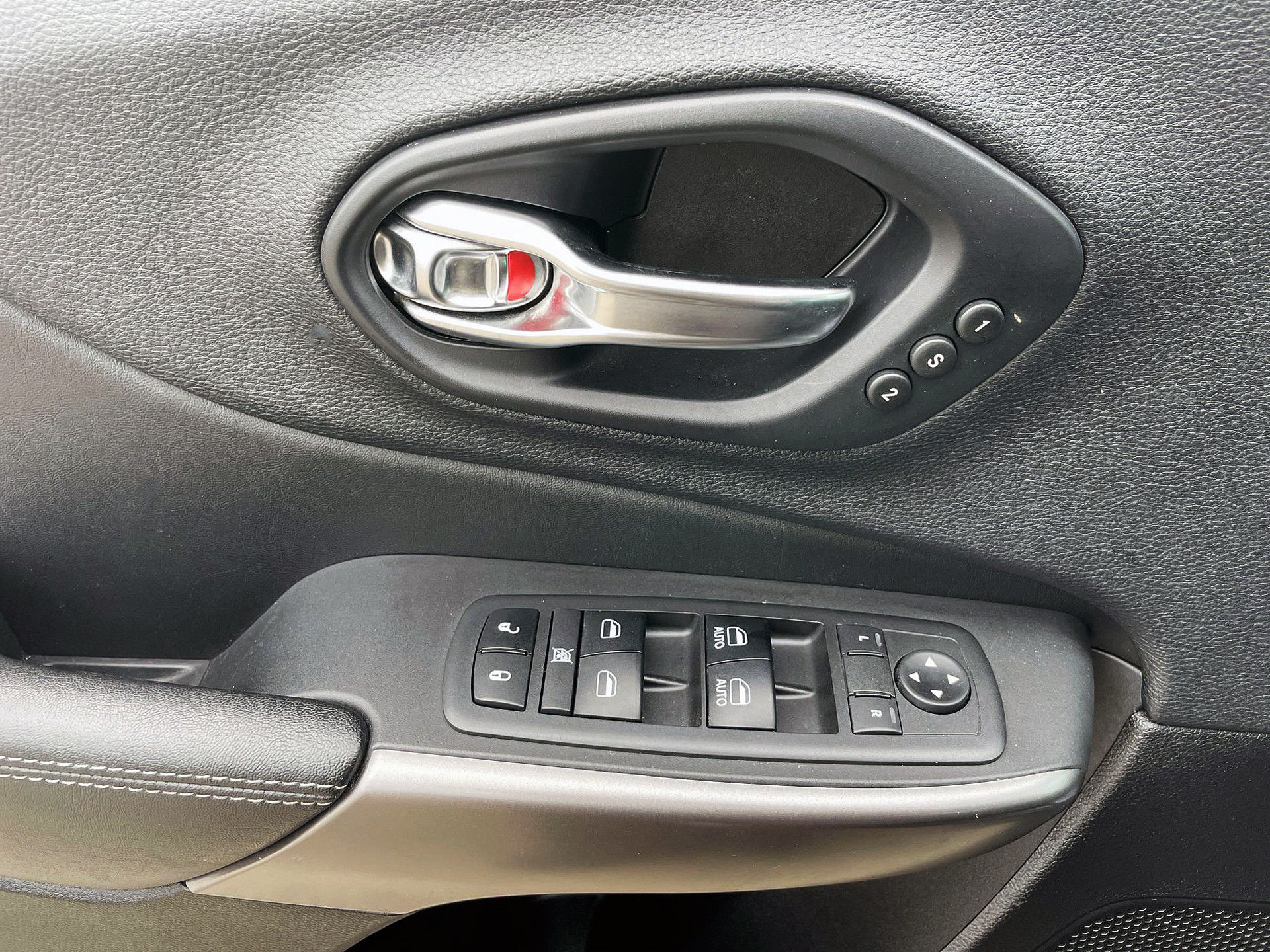 Jeep Cherokee  2019 à Woodbridge, Ontario