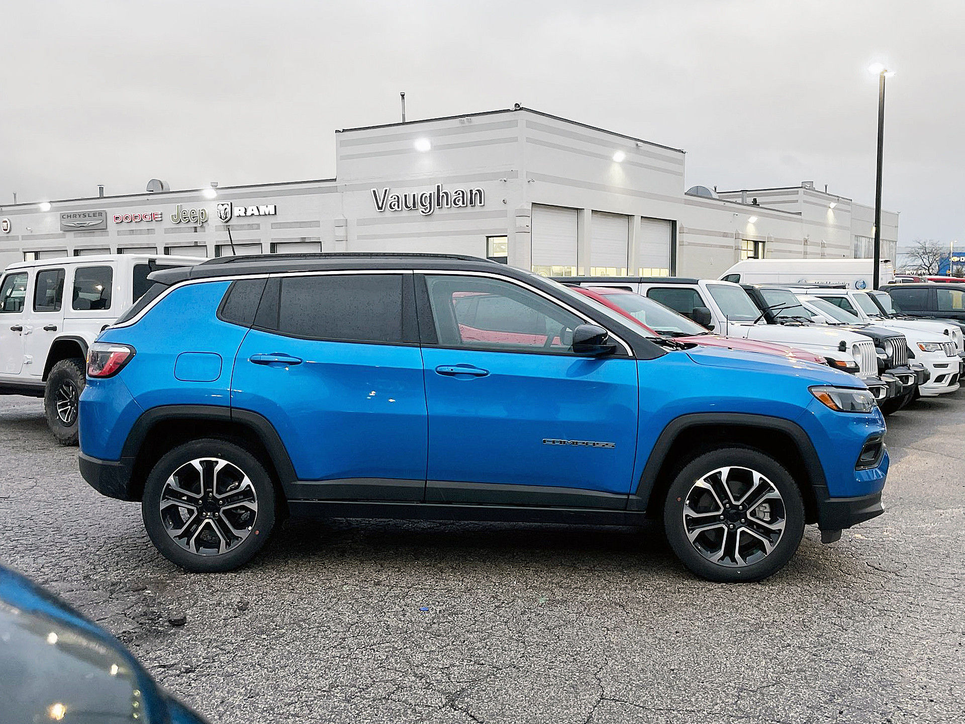 Jeep Compass  2023 à Woodbridge, Ontario