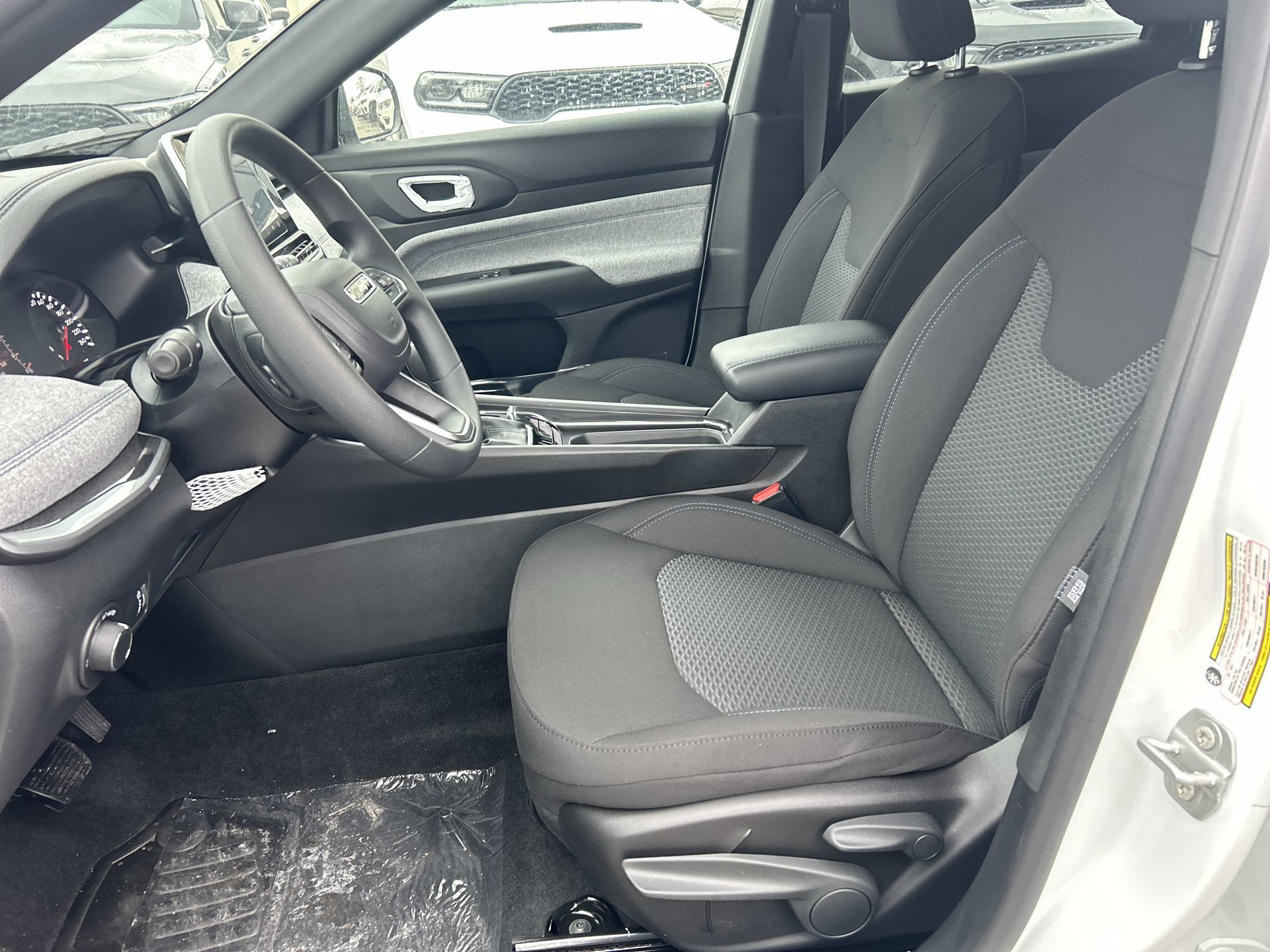 2025 Jeep Compass in Woodbridge, Ontario