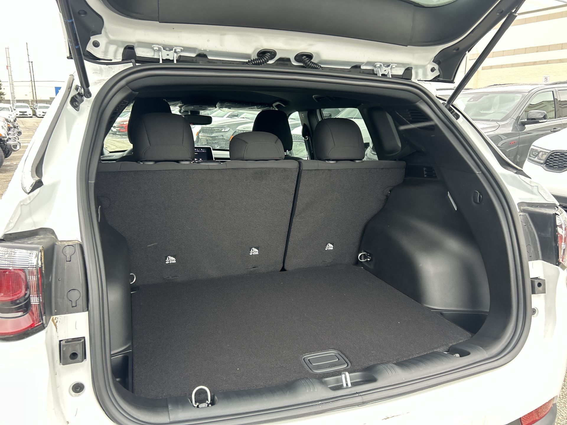 2025 Jeep Compass in Woodbridge, Ontario