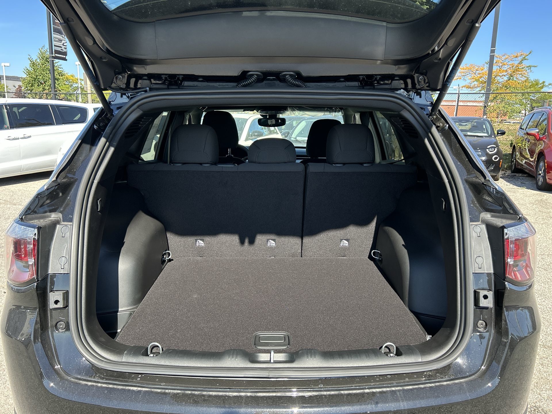 2025 Jeep Compass in Woodbridge, Ontario