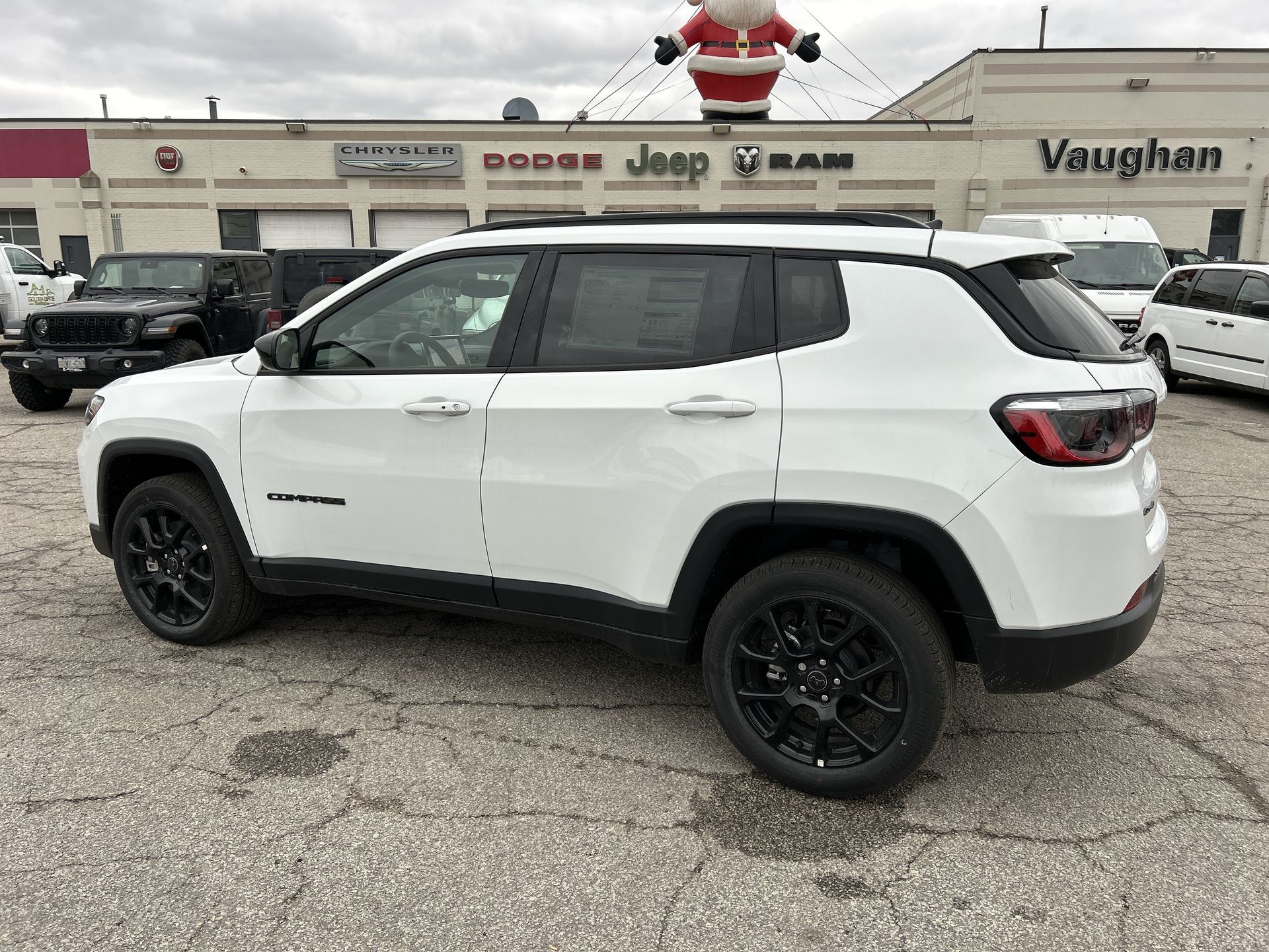 2025 Jeep Compass in Woodbridge, Ontario