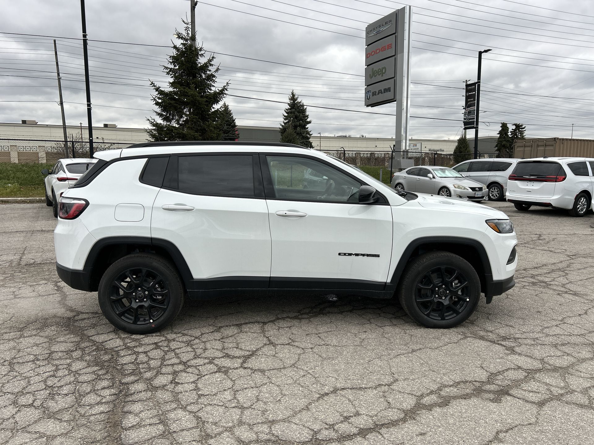 2025 Jeep Compass in Woodbridge, Ontario