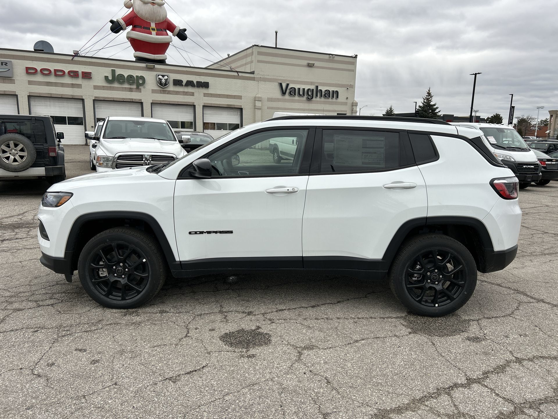 2025 Jeep Compass in Woodbridge, Ontario