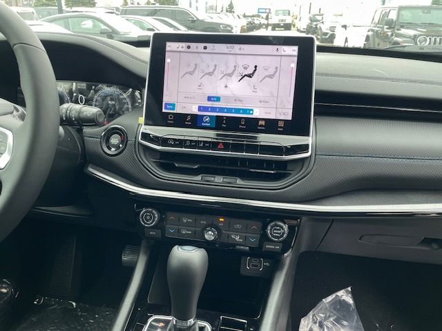 2026 Jeep Compass in Woodbridge, Ontario