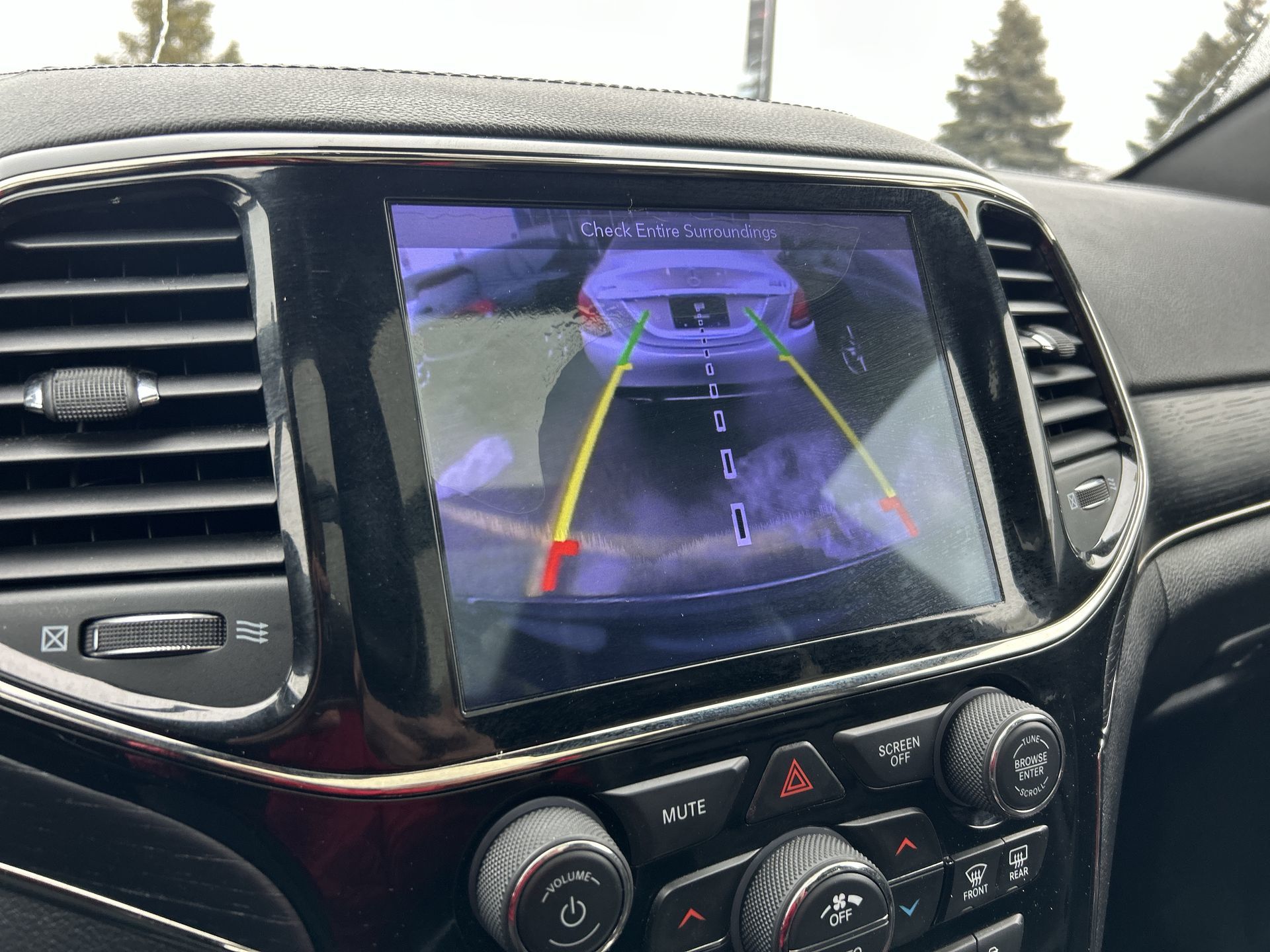 2019 Jeep GRAND CHEROKEE