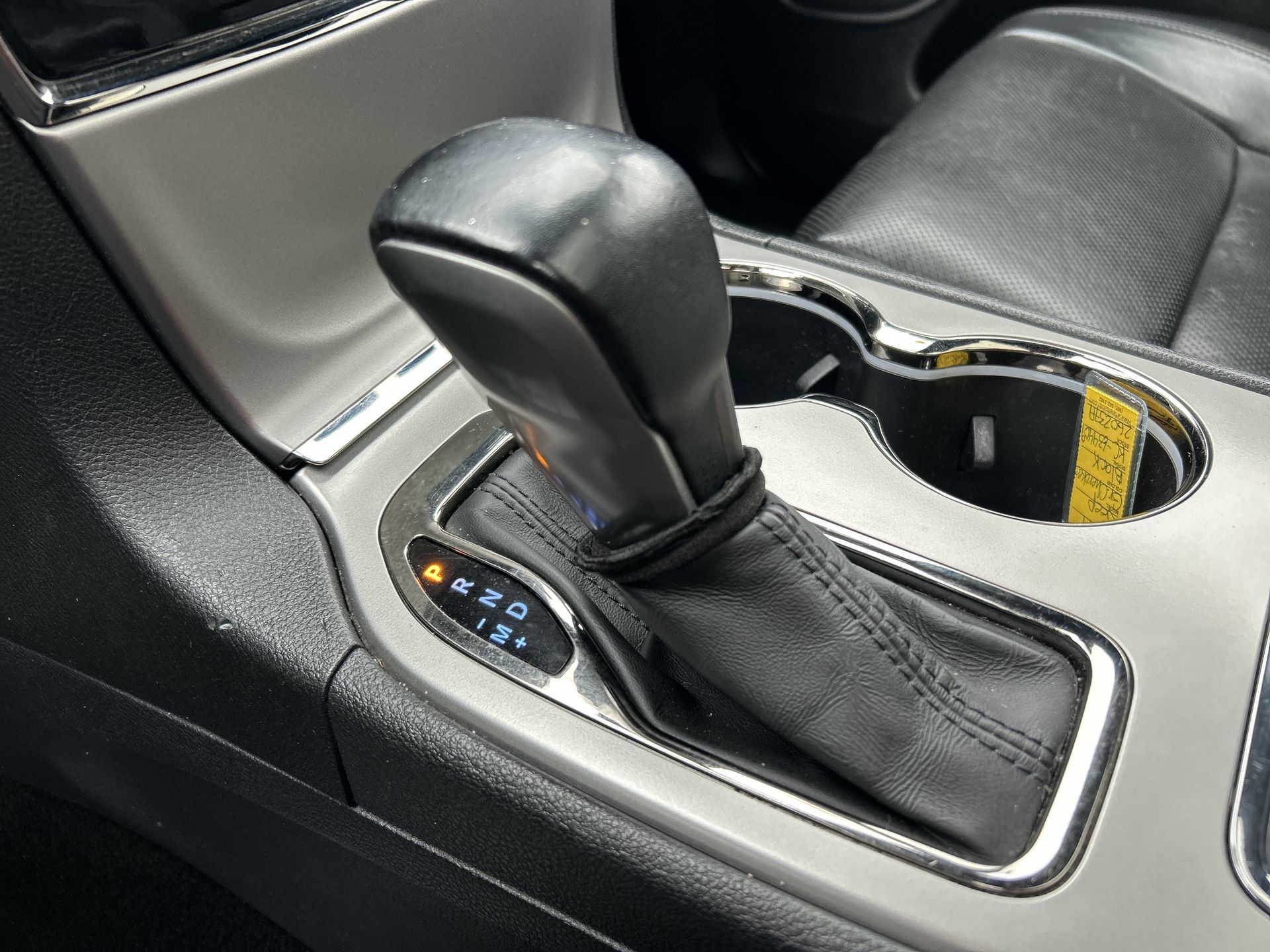 2019 Jeep GRAND CHEROKEE