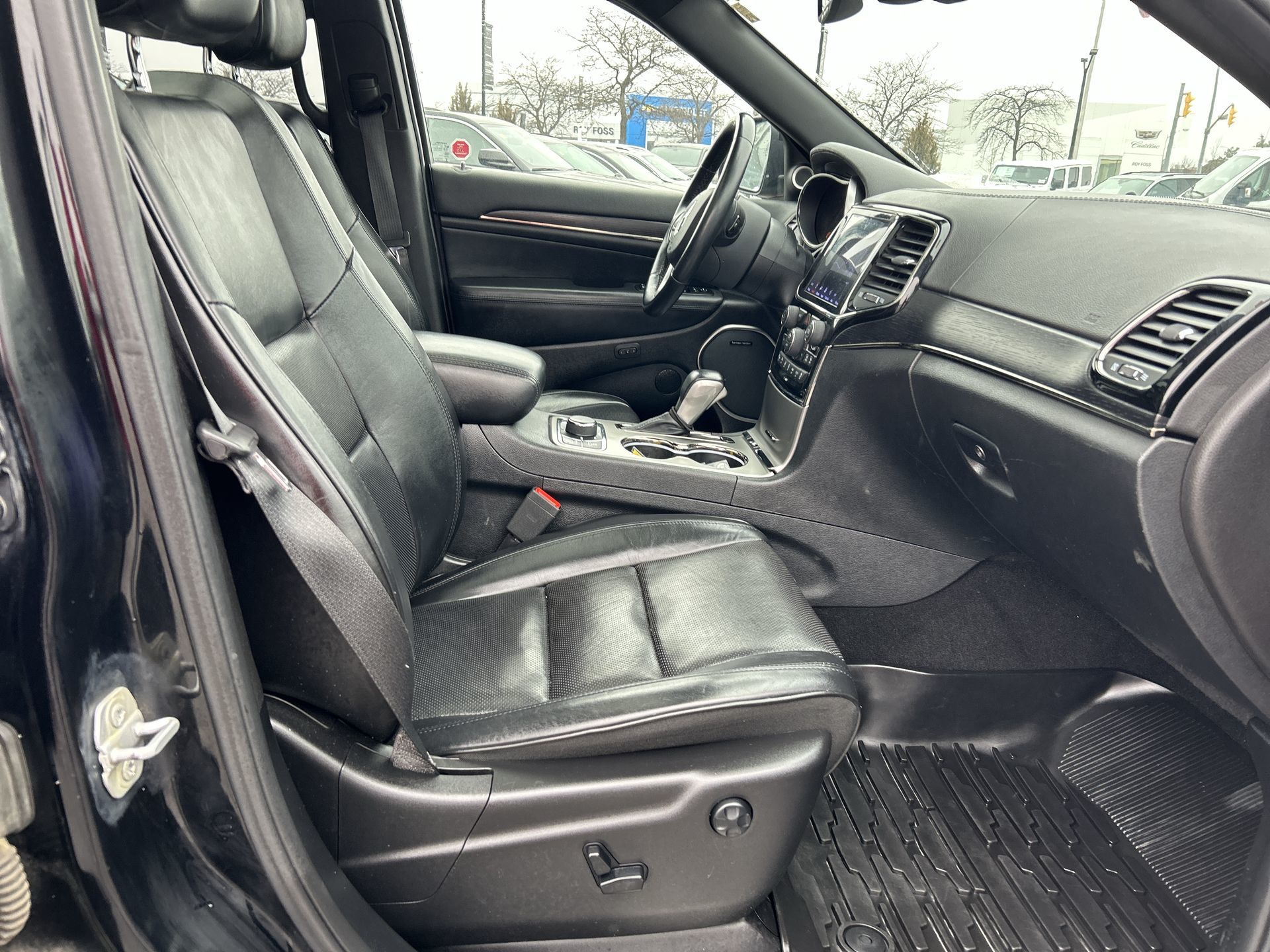 2019 Jeep GRAND CHEROKEE