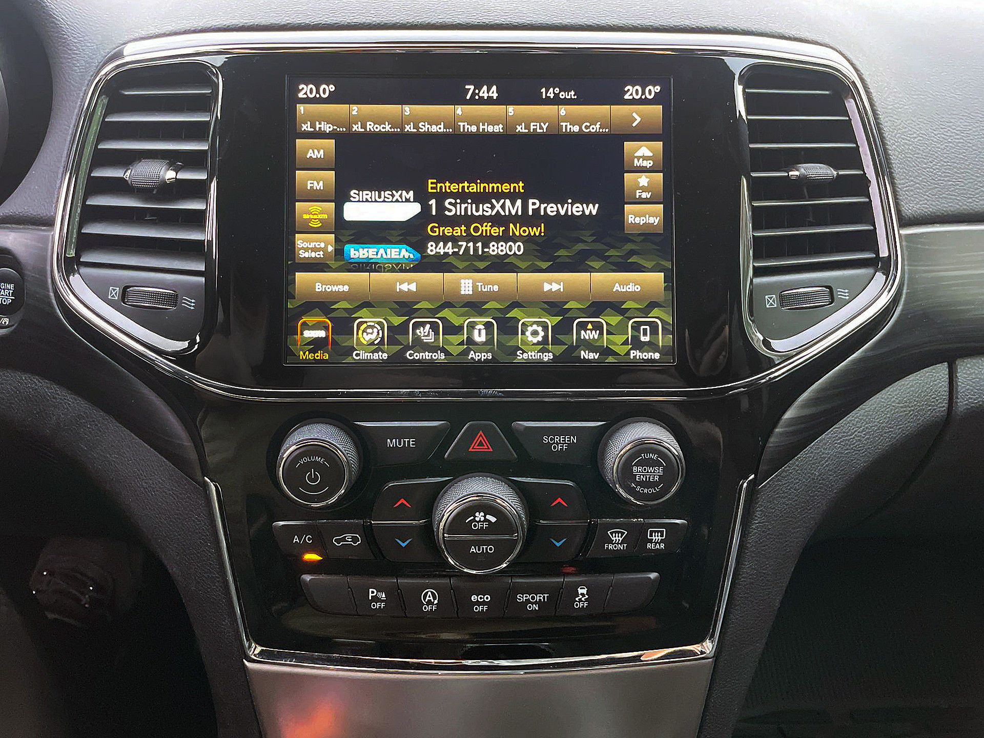 2021 Jeep Grand Cherokee 4X4 in Woodbridge, Ontario
