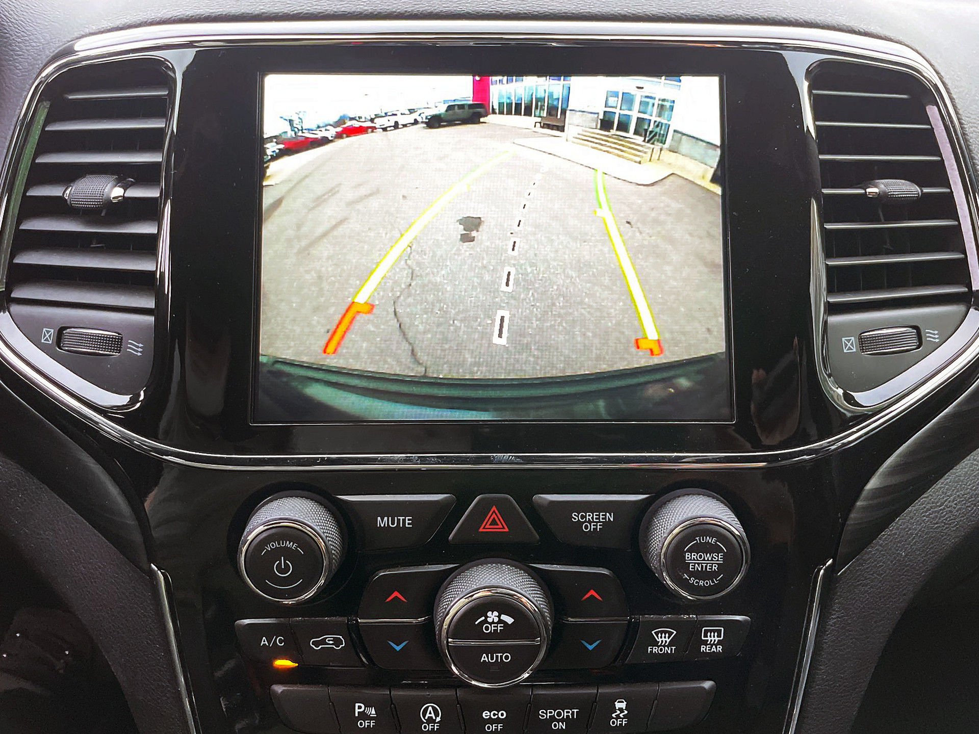 2021 Jeep Grand Cherokee 4X4 in Woodbridge, Ontario