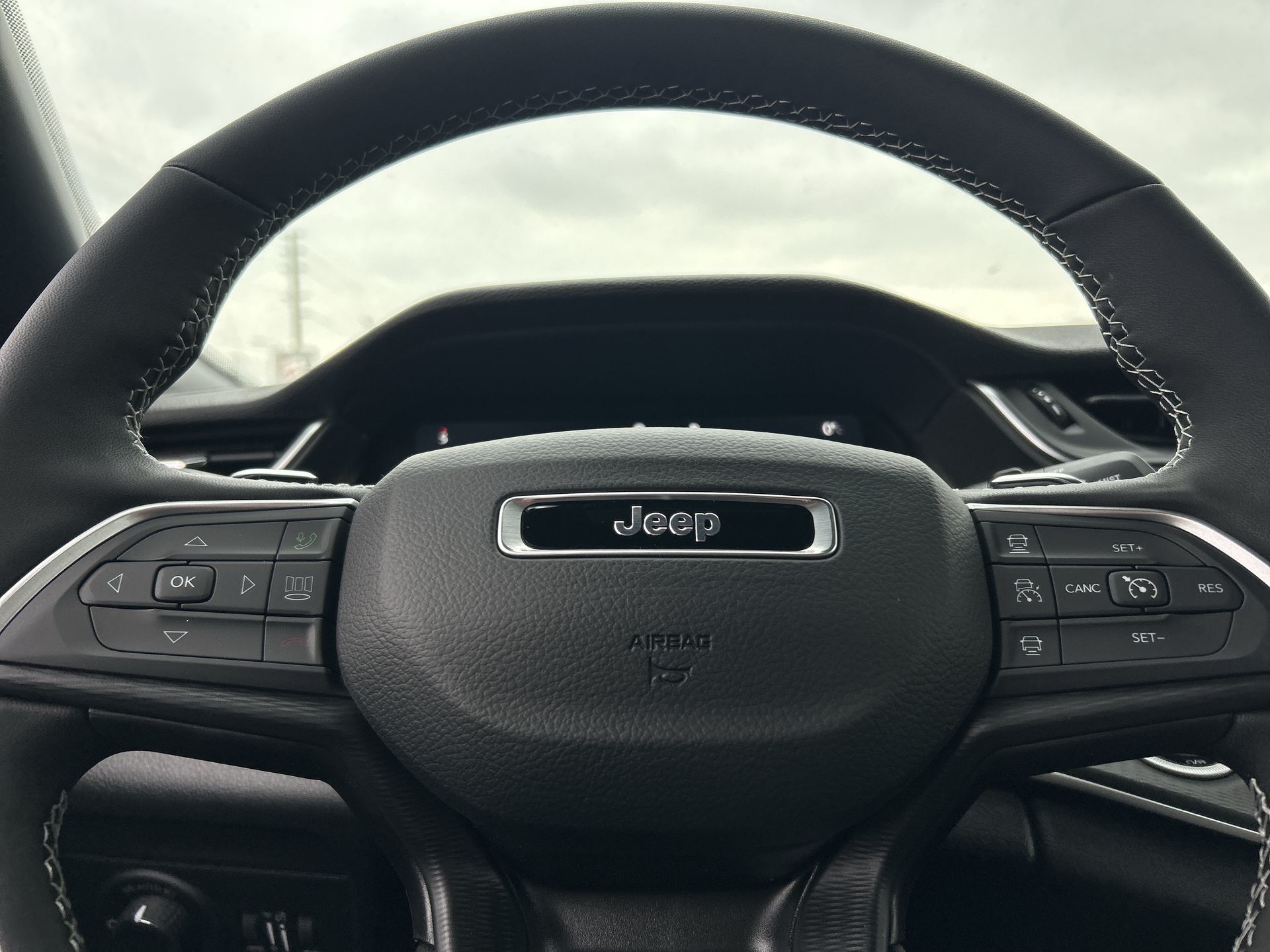Jeep Grand Cherokee L  2025 à Woodbridge, Ontario