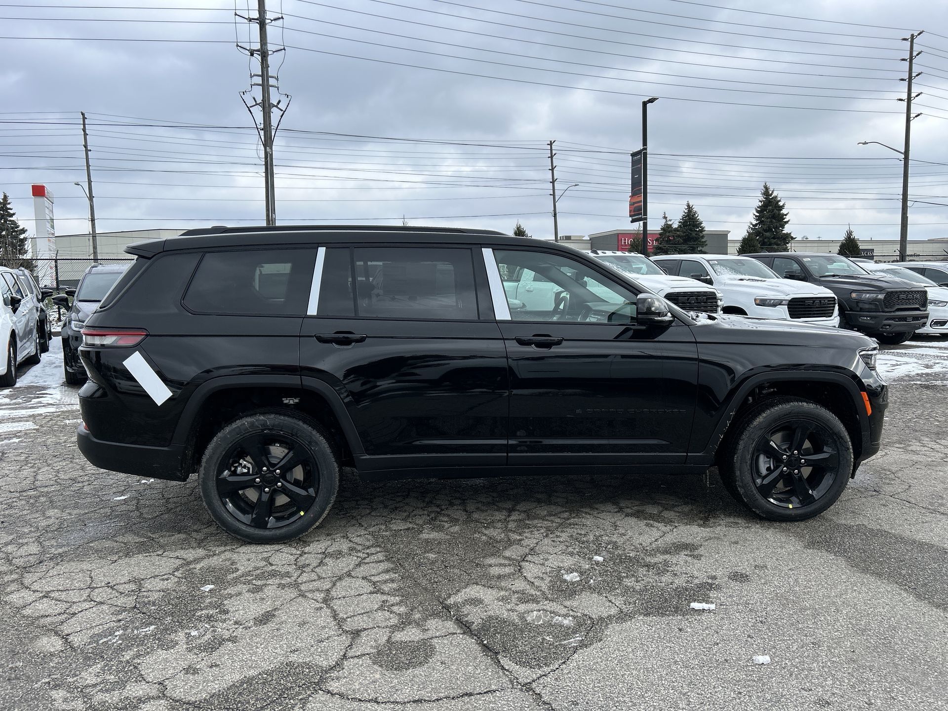 2025 Jeep Grand Cherokee L in Woodbridge, Ontario
