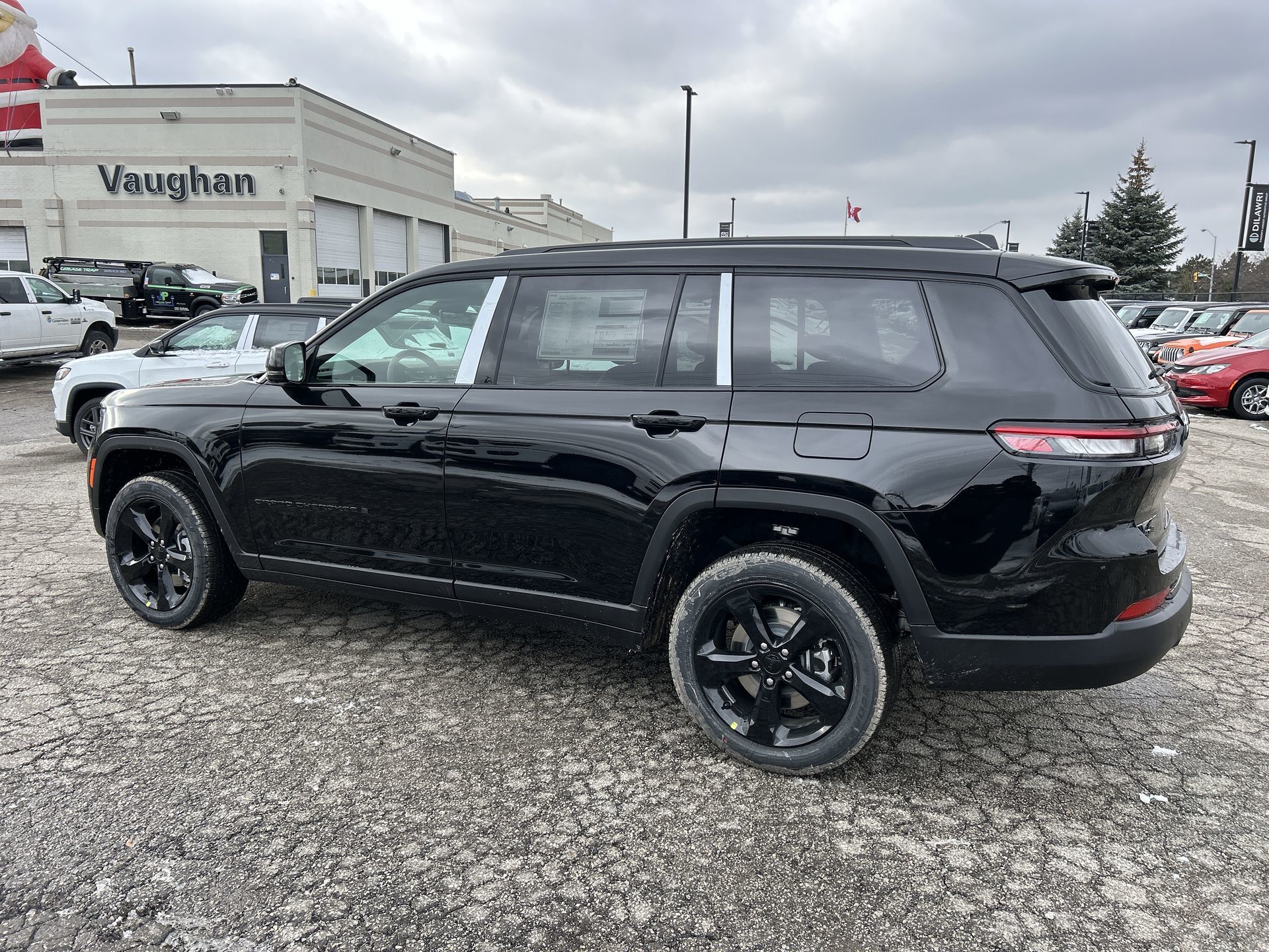 2025 Jeep Grand Cherokee L in Woodbridge, Ontario