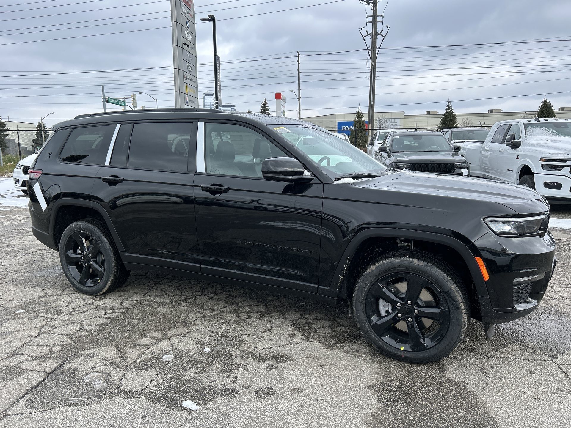 2025 Jeep Grand Cherokee L in Woodbridge, Ontario
