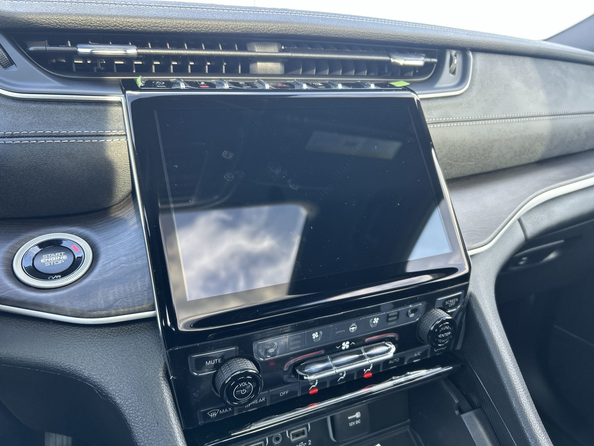 Jeep Grand Cherokee L  2025 à Woodbridge, Ontario