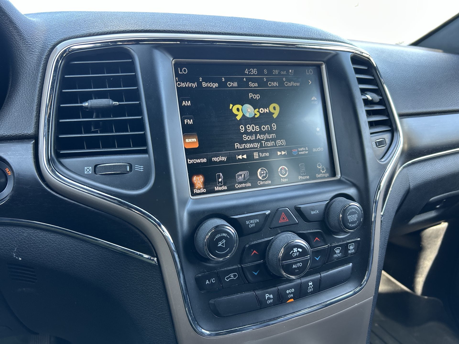 Jeep Grand Cherokee  2014 à Woodbridge, Ontario
