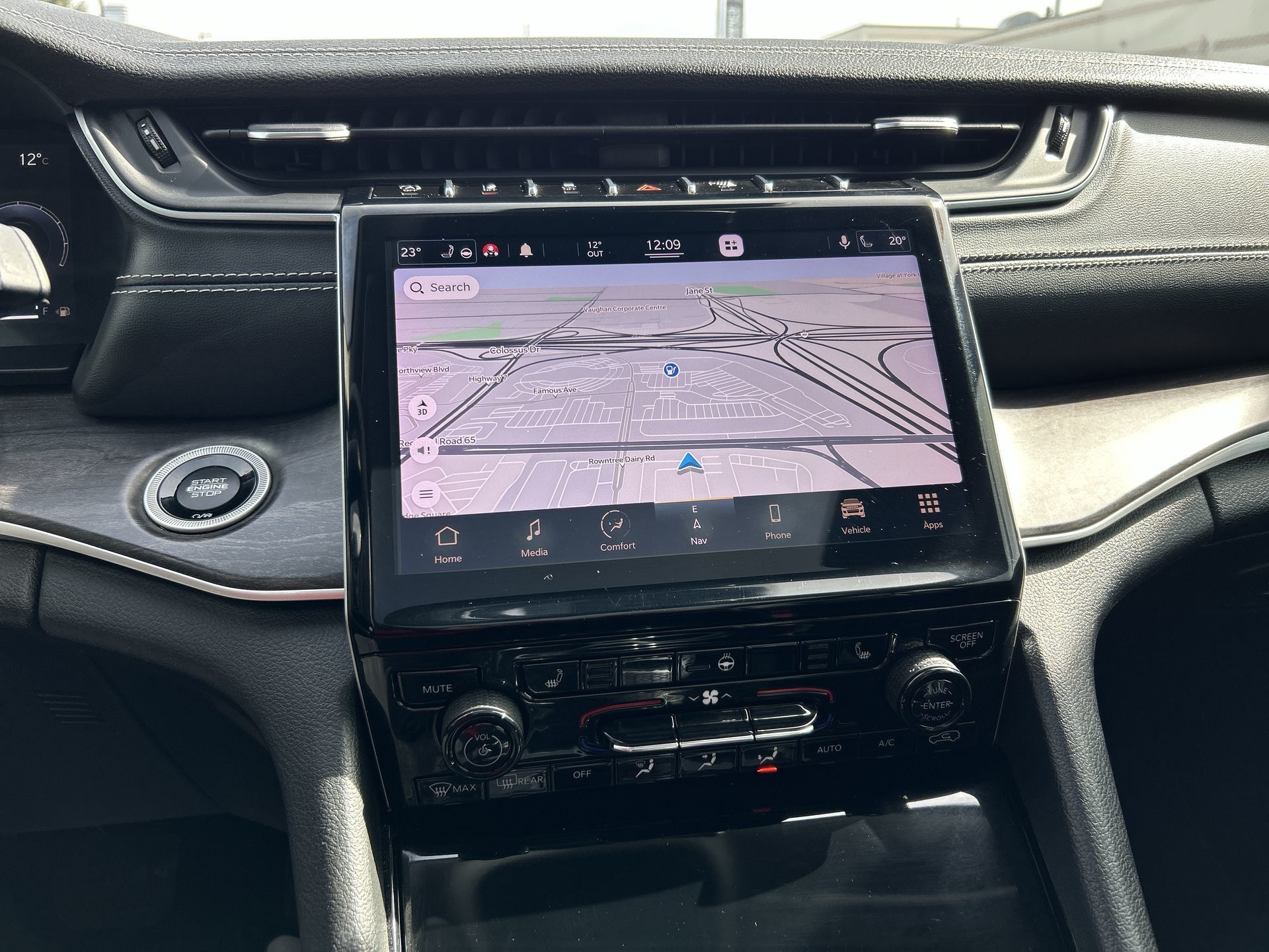 2021 Jeep GRAND CHEROKEE in Woodbridge, Ontario