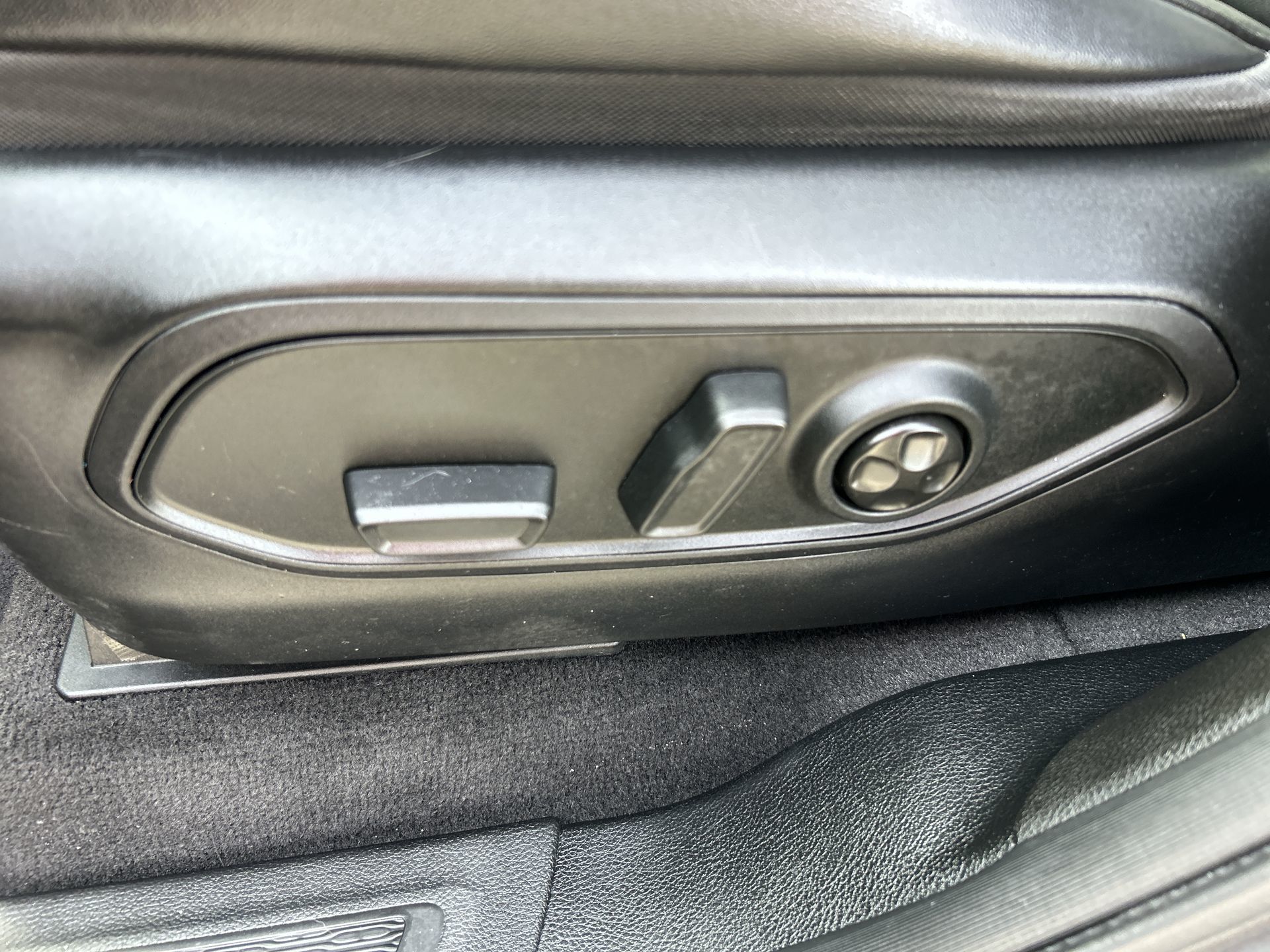 2021 Jeep GRAND CHEROKEE in Woodbridge, Ontario