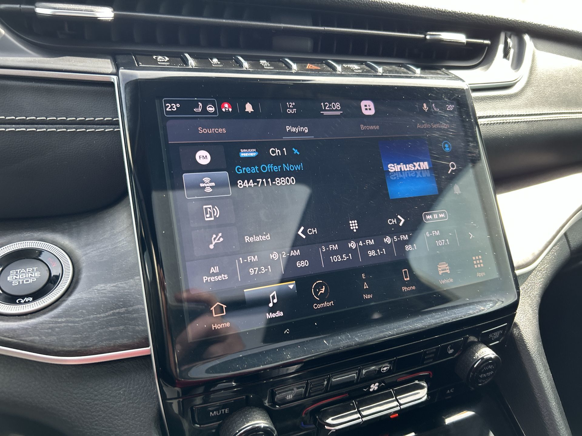 2021 Jeep GRAND CHEROKEE in Woodbridge, Ontario