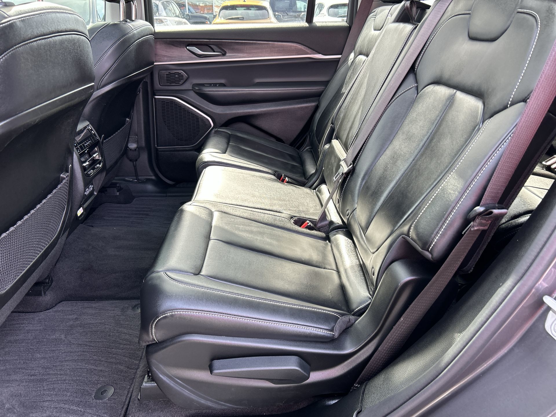 2021 Jeep GRAND CHEROKEE in Woodbridge, Ontario