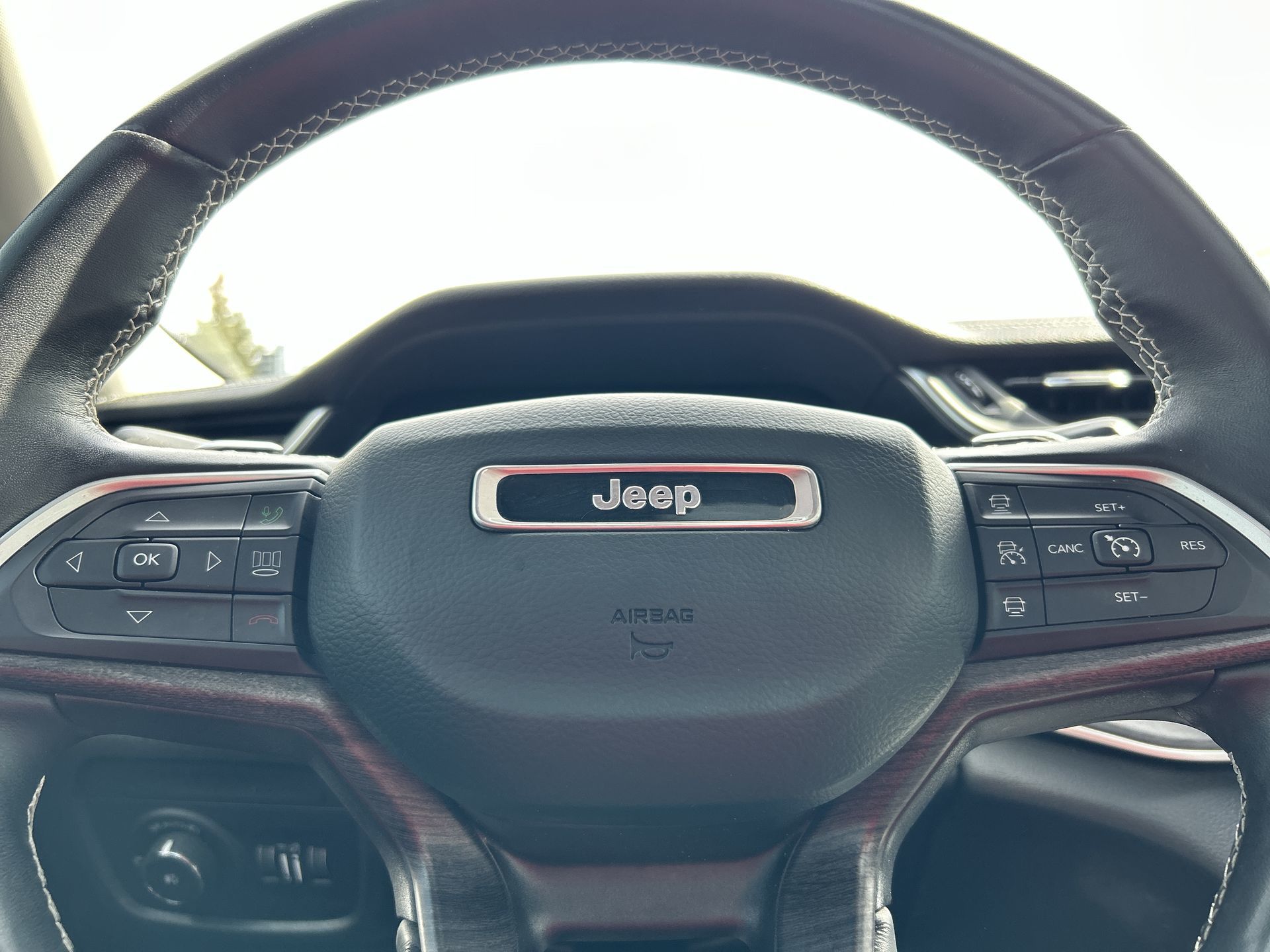 2021 Jeep GRAND CHEROKEE L in Woodbridge, Ontario