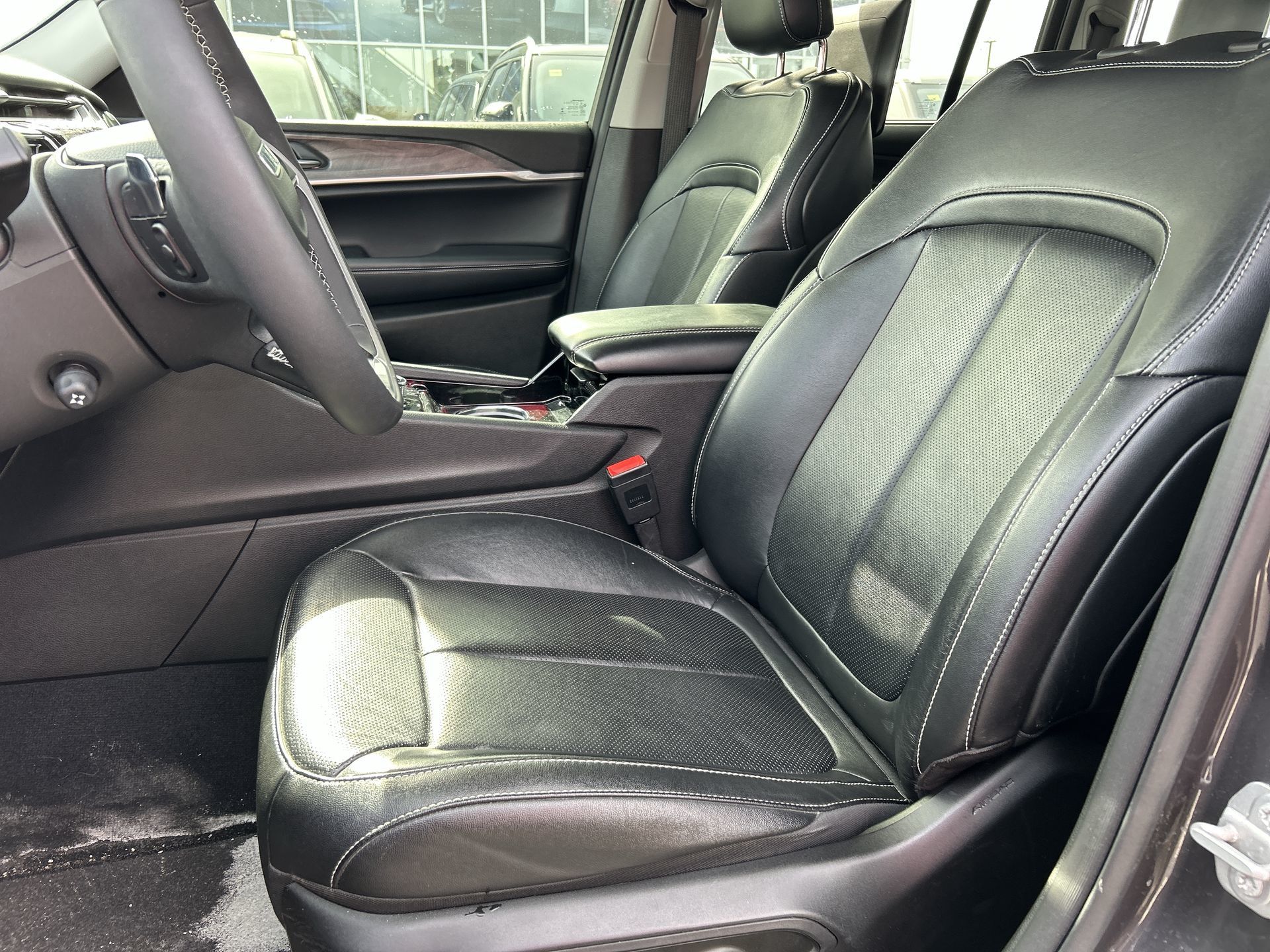 2022 Jeep Grand Cherokee