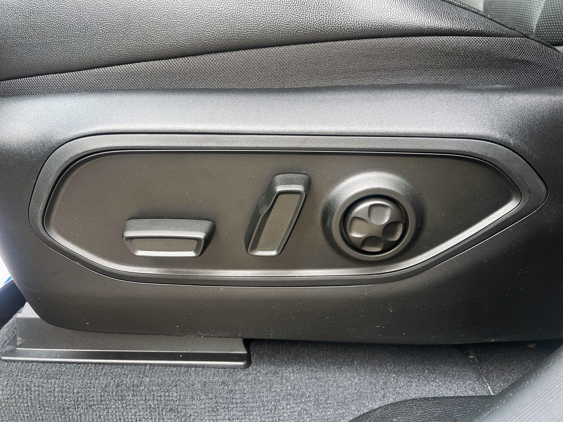 2023 Jeep Grand Cherokee in Woodbridge, Ontario