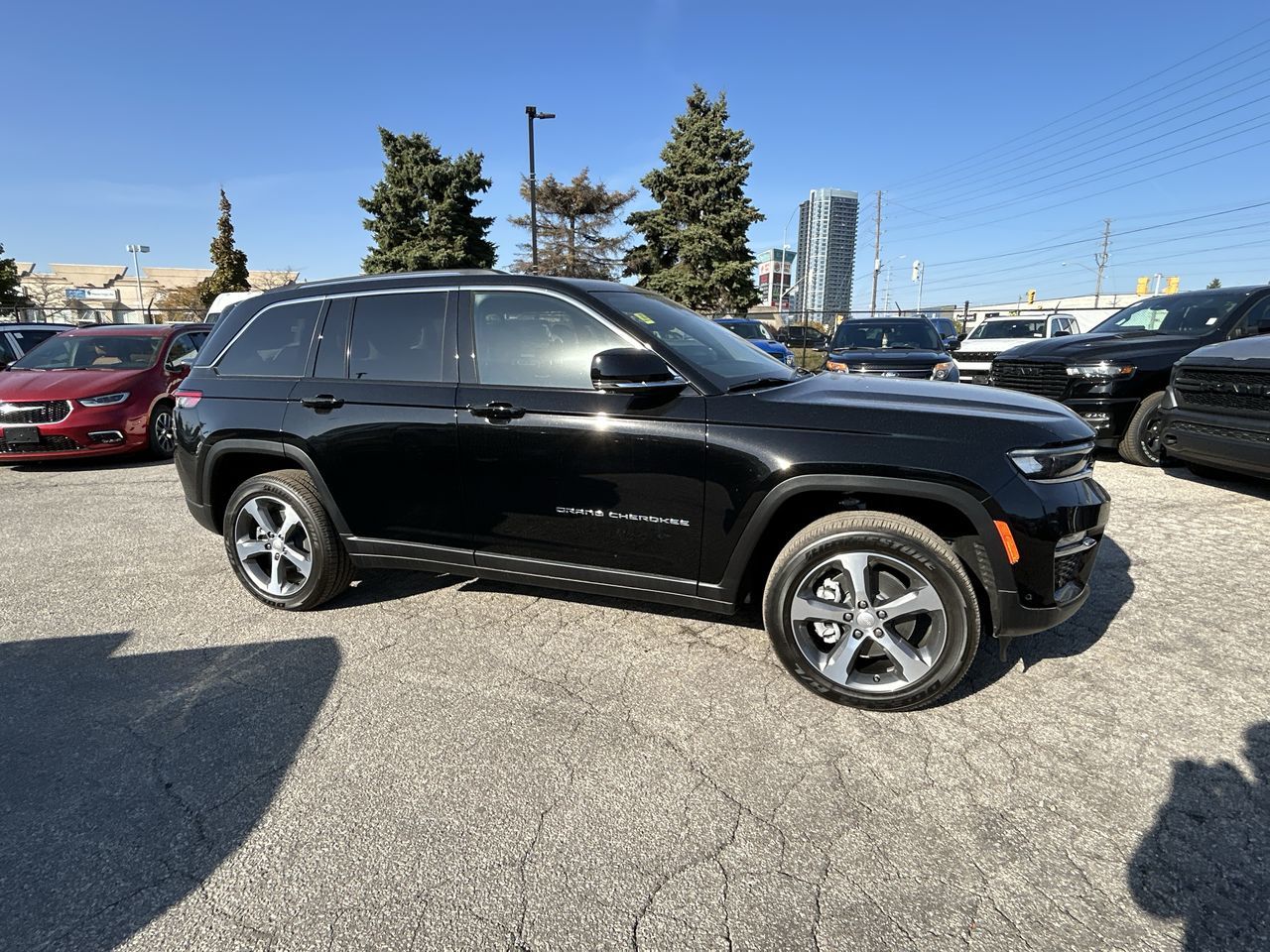 2023 Jeep Grand Cherokee in Woodbridge, Ontario