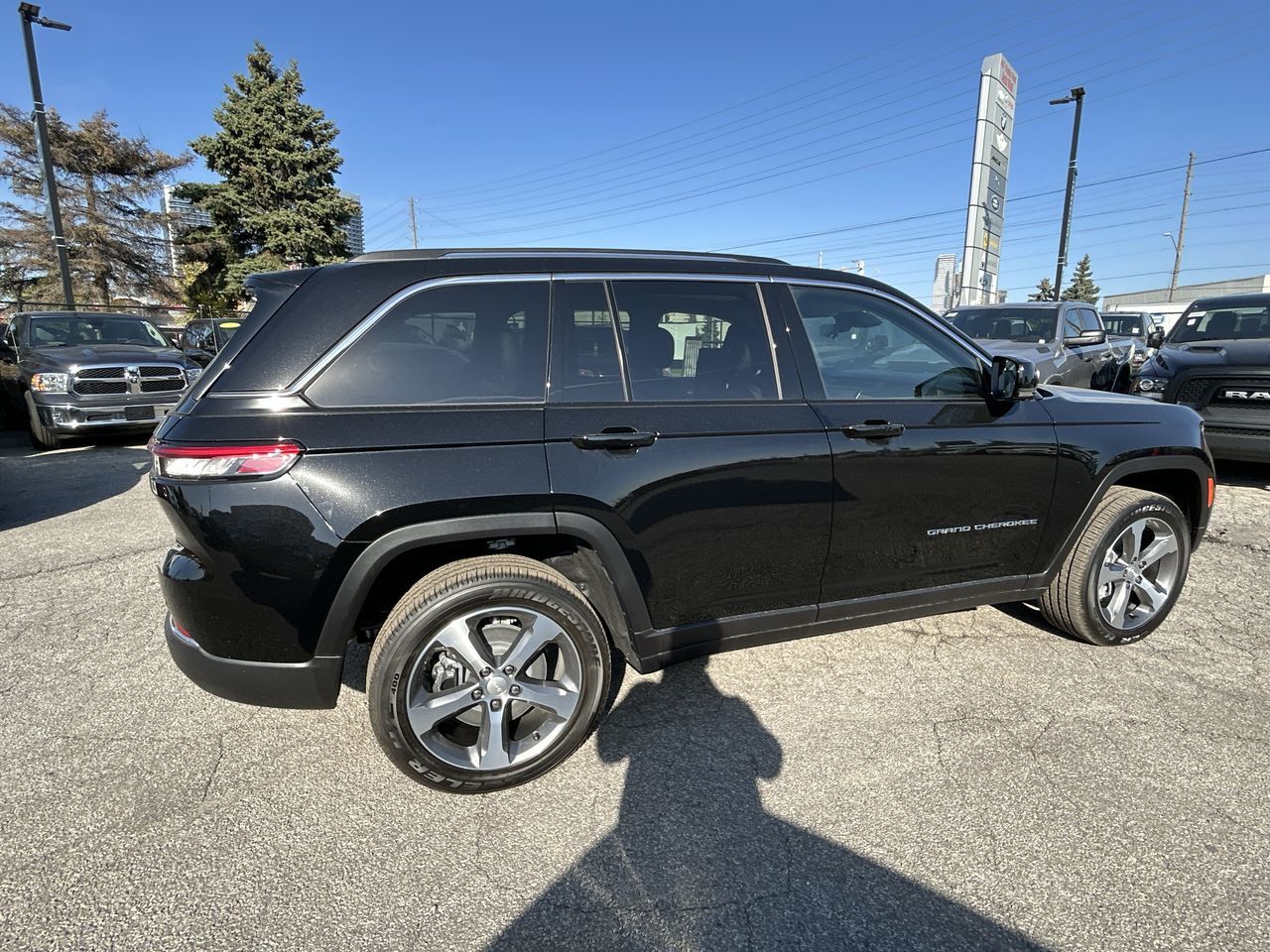 2023 Jeep Grand Cherokee in Woodbridge, Ontario