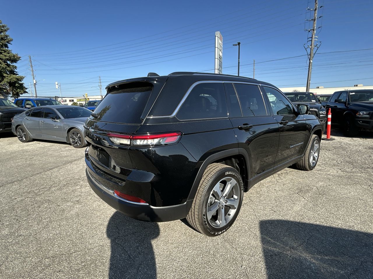 2023 Jeep Grand Cherokee in Woodbridge, Ontario