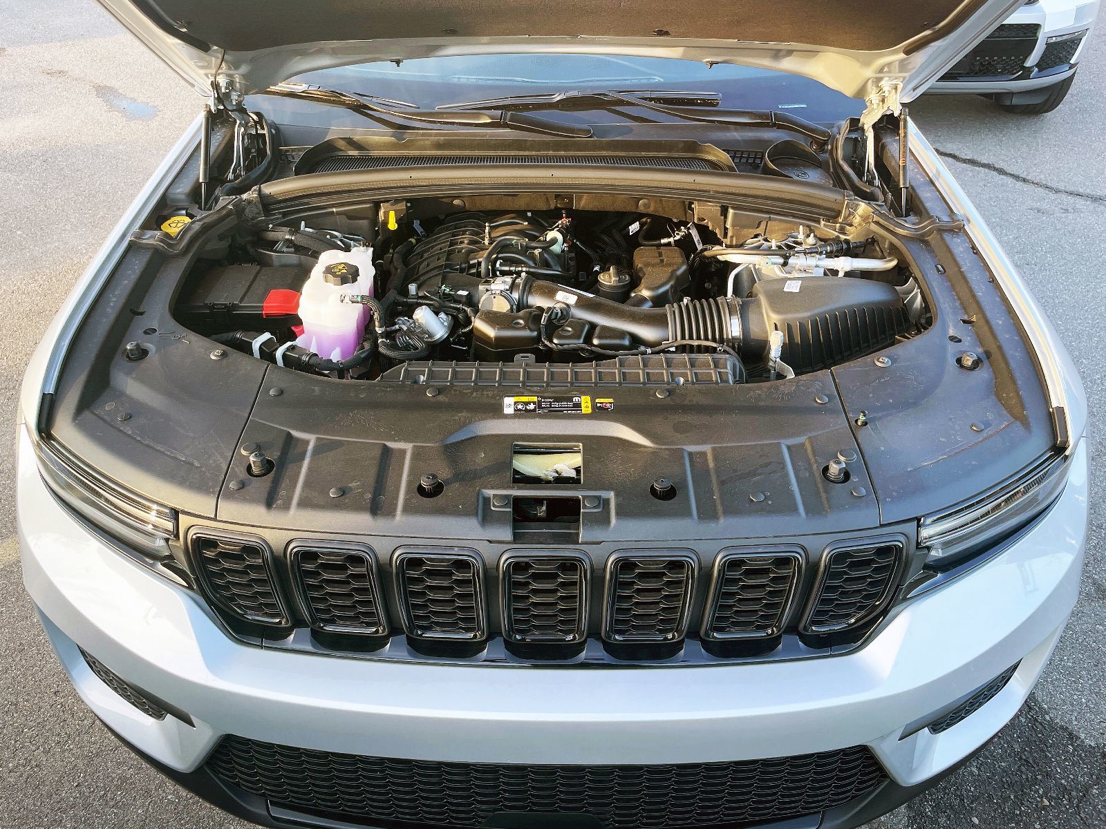 2024 Jeep Grand Cherokee in Woodbridge, Ontario