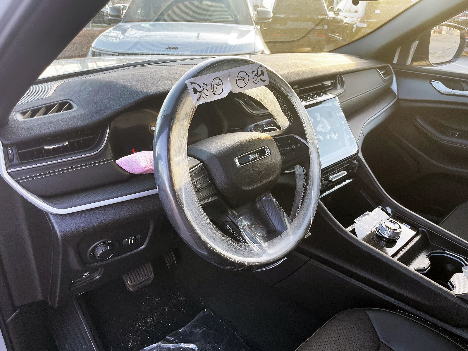 2024 Jeep Grand Cherokee in Woodbridge, Ontario