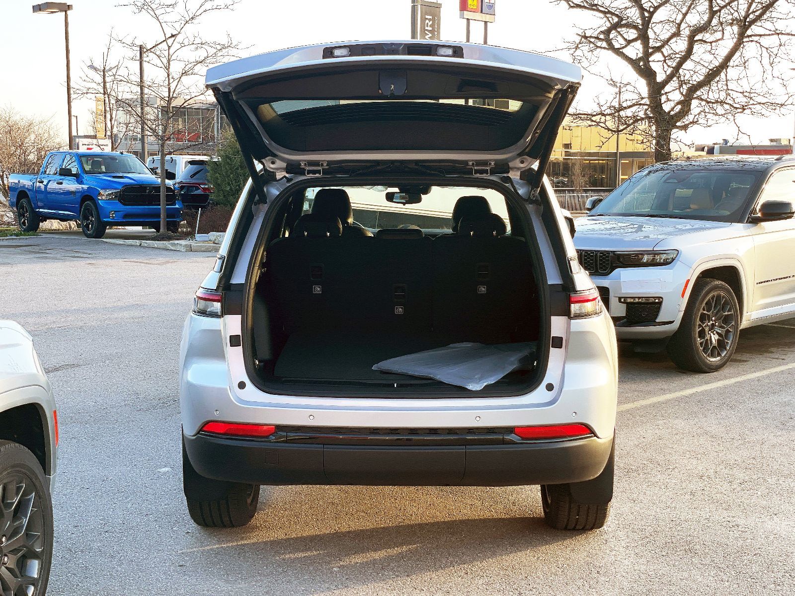 2024 Jeep Grand Cherokee in Woodbridge, Ontario